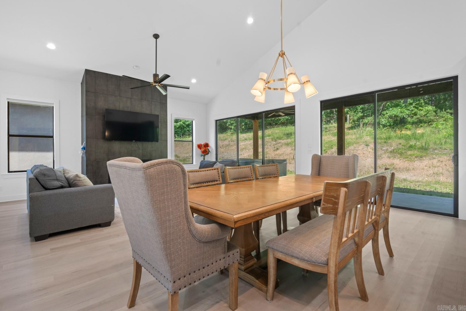 Hot Springs, Arkansas, 71913, United States, 3 Bedrooms Bedrooms, ,2 BathroomsBathrooms,Residential,For Sale,1753196
