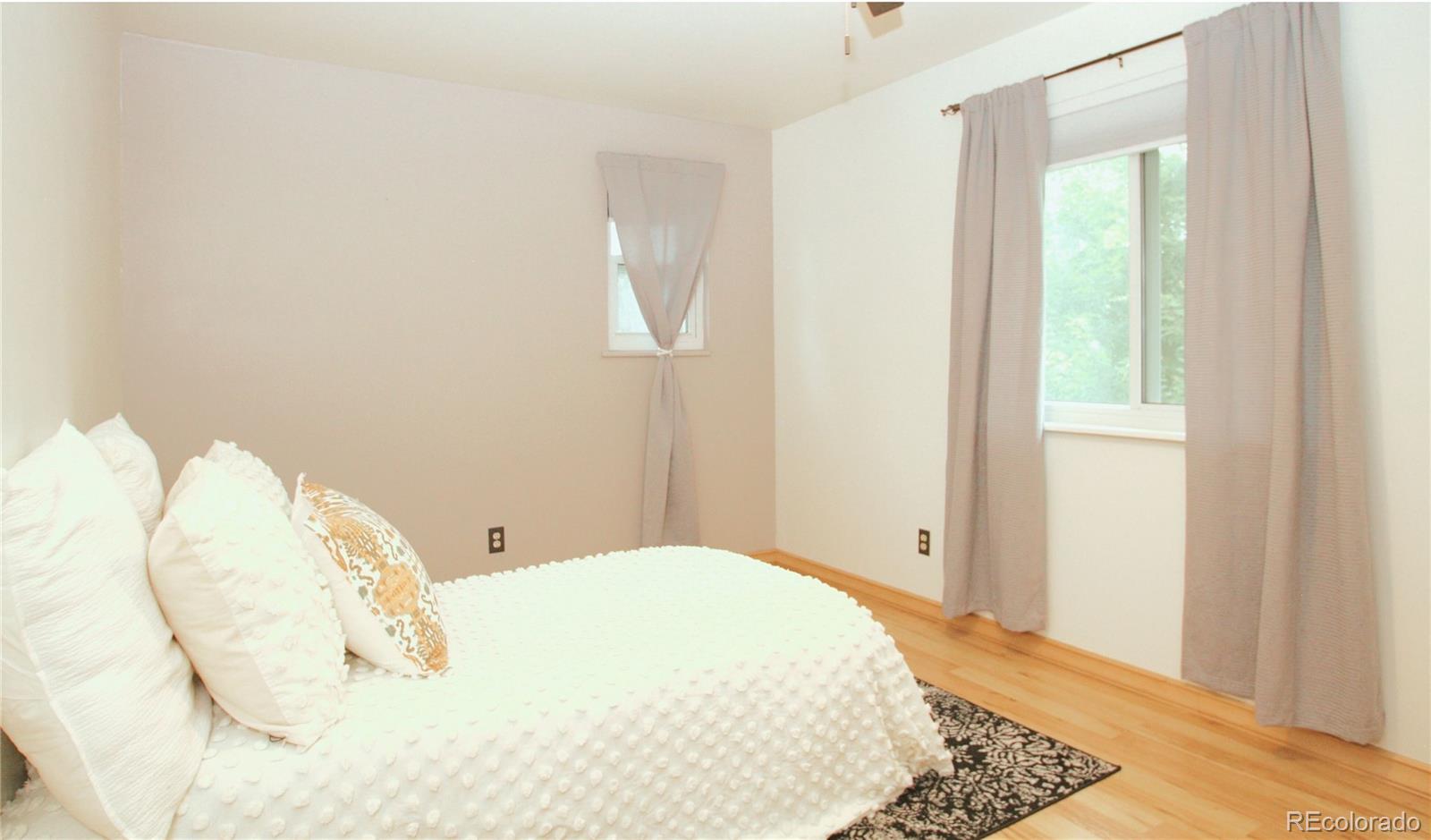 Englewood, Colorado, 80110, United States, 3 Bedrooms Bedrooms, ,2 BathroomsBathrooms,Residential,For Sale,1918074