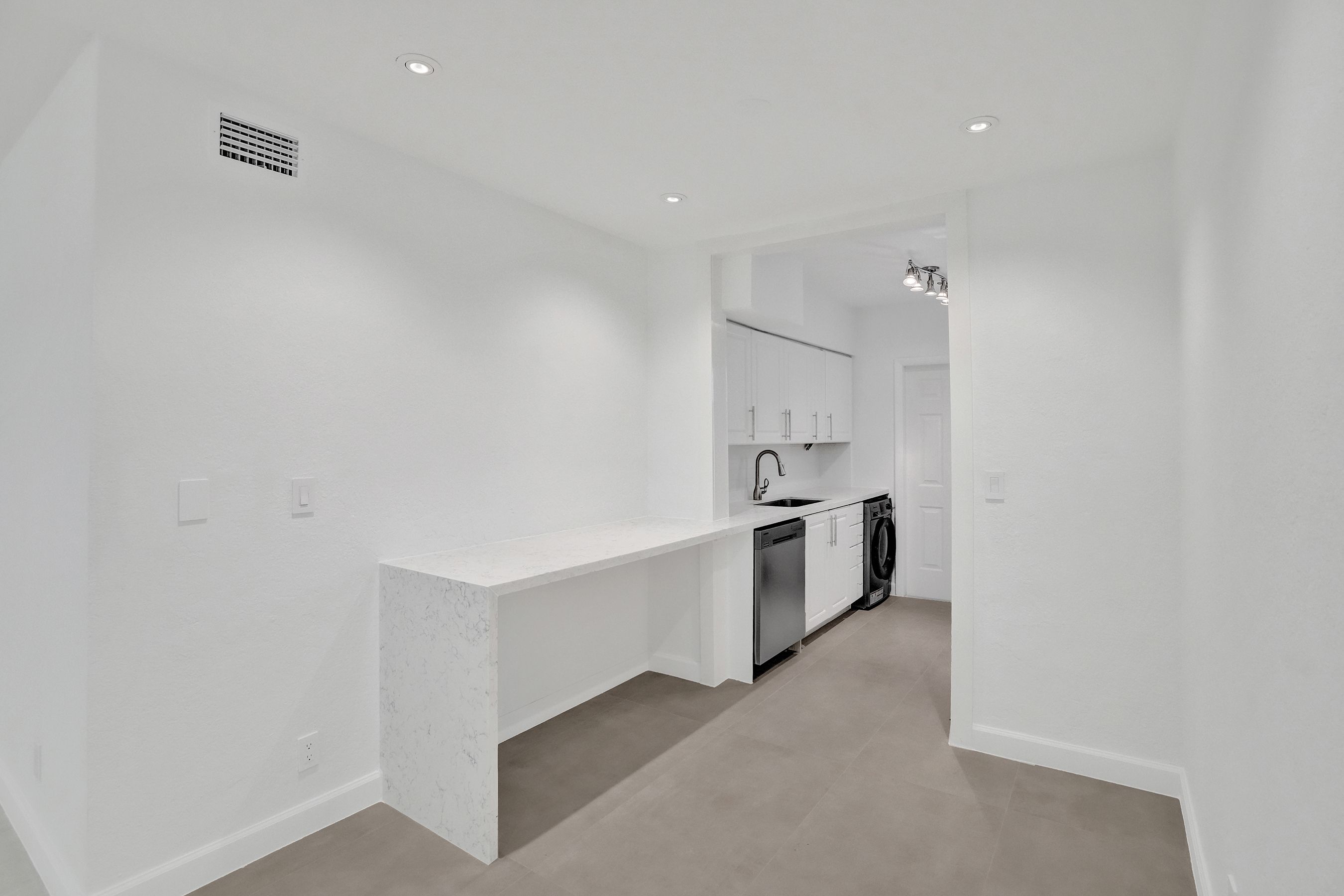  350 S Shore Dr, Miami Beach, FL, 33141 - 物件實景