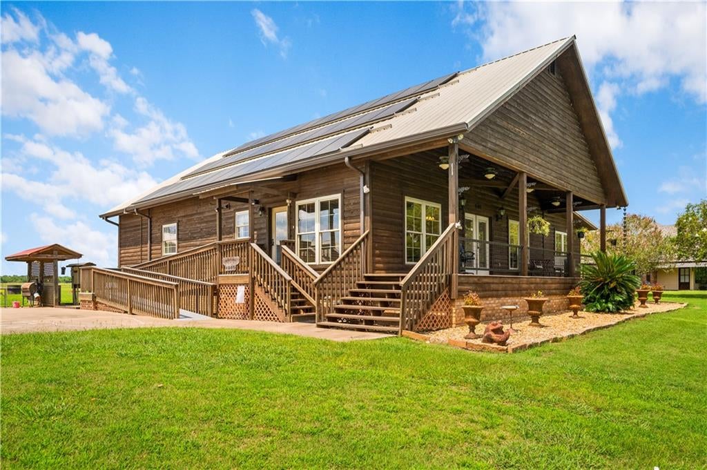 Natchez, Louisiana, 71456, United States, 4 Bedrooms Bedrooms, ,3 BathroomsBathrooms,Residential,For Sale,1975499