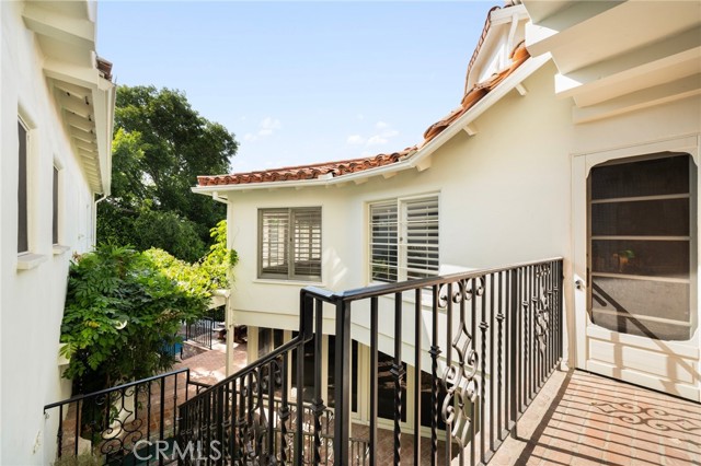 Los Angeles, California, 90064, United States, 6 Bedrooms Bedrooms, ,3 BathroomsBathrooms,Residential,For Sale,1878495
