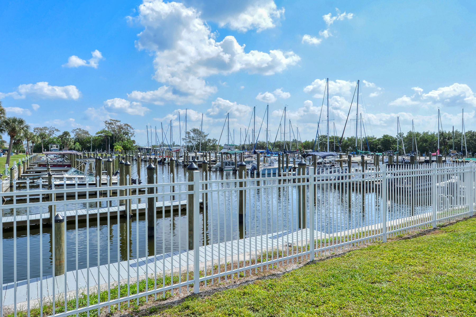 BAYSHORE GARDENS APTS 8 - 物件實景