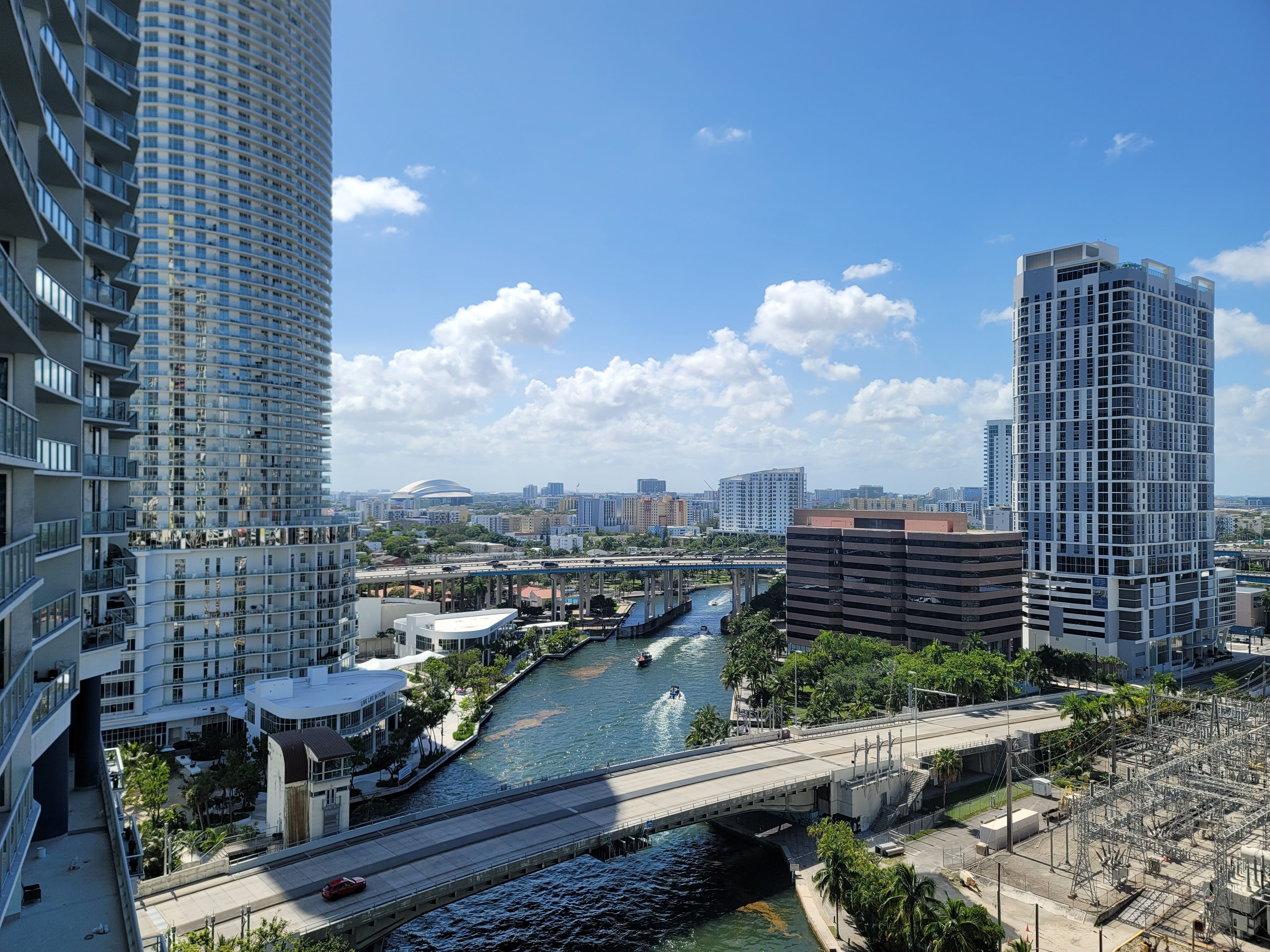  690 SW 1st Ct, Miami, FL, 33130 - 物件實景