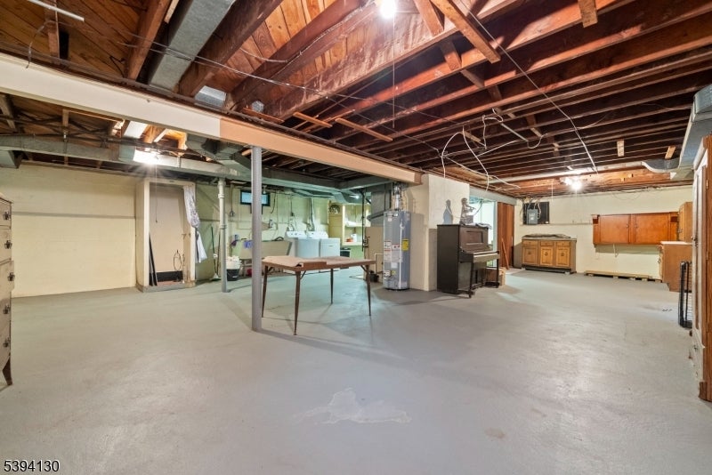 Clifton City, New Jersey, 07013, United States, 3 Bedrooms Bedrooms, ,1 BathroomBathrooms,Residential,For Sale,1980318