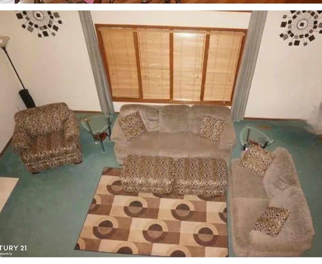 Macomb Twp, Michigan, 48044, United States, 4 Bedrooms Bedrooms, ,4 BathroomsBathrooms,Residential,For Sale,1942968