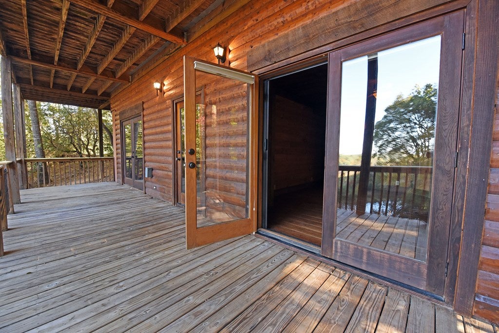 Suches, Georgia, 30572, United States, 3 Bedrooms Bedrooms, ,3 BathroomsBathrooms,Residential,For Sale,1877290