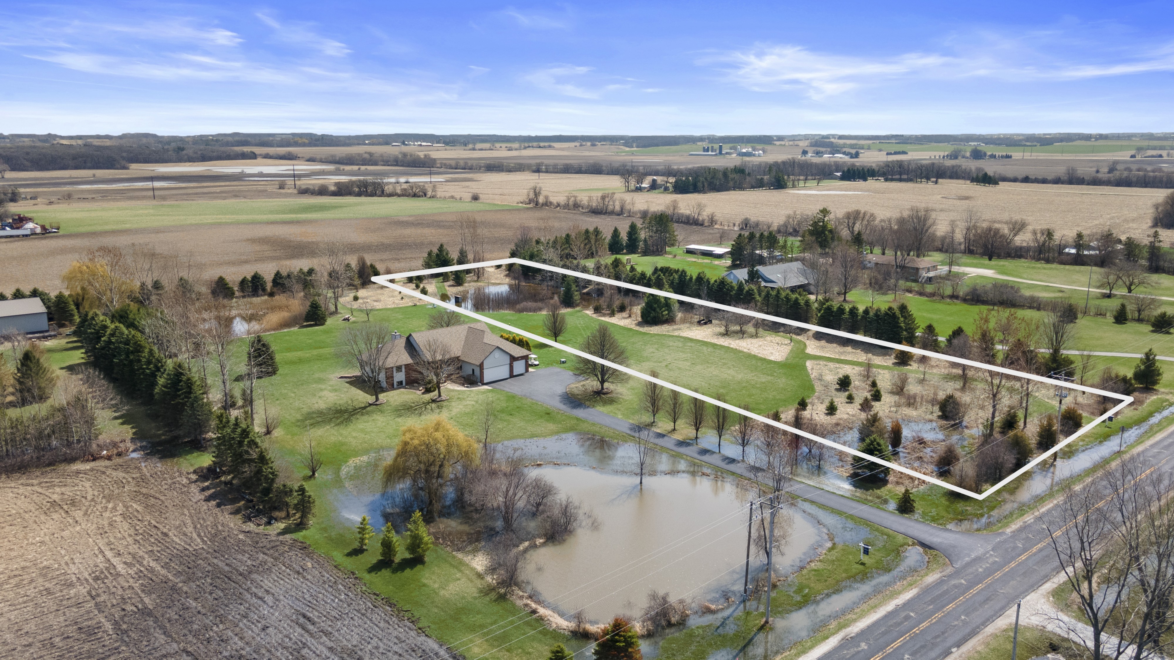  3-acres in union  grove - no hoa - 物件實景