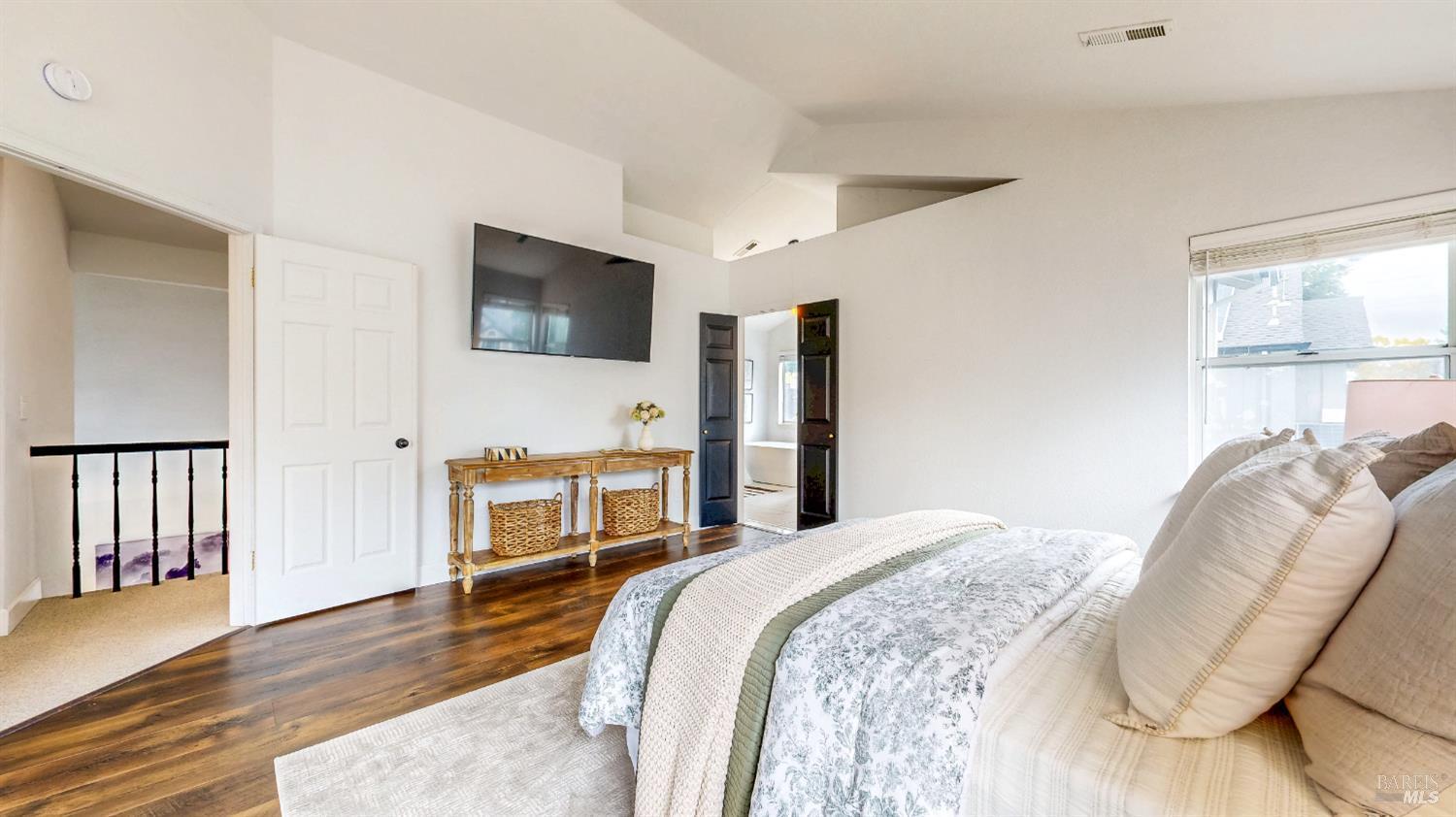 Santa Rosa, California, 95403, United States, 3 Bedrooms Bedrooms, ,3 BathroomsBathrooms,Residential,For Sale,1979353