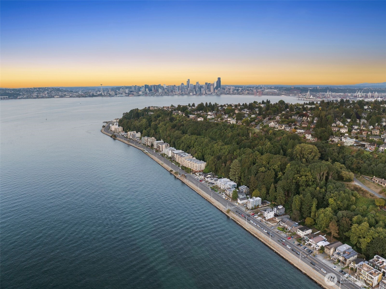 Seattle, Washington, 98116, United States, 2 Bedrooms Bedrooms, ,2 BathroomsBathrooms,Residential,For Sale,1949769