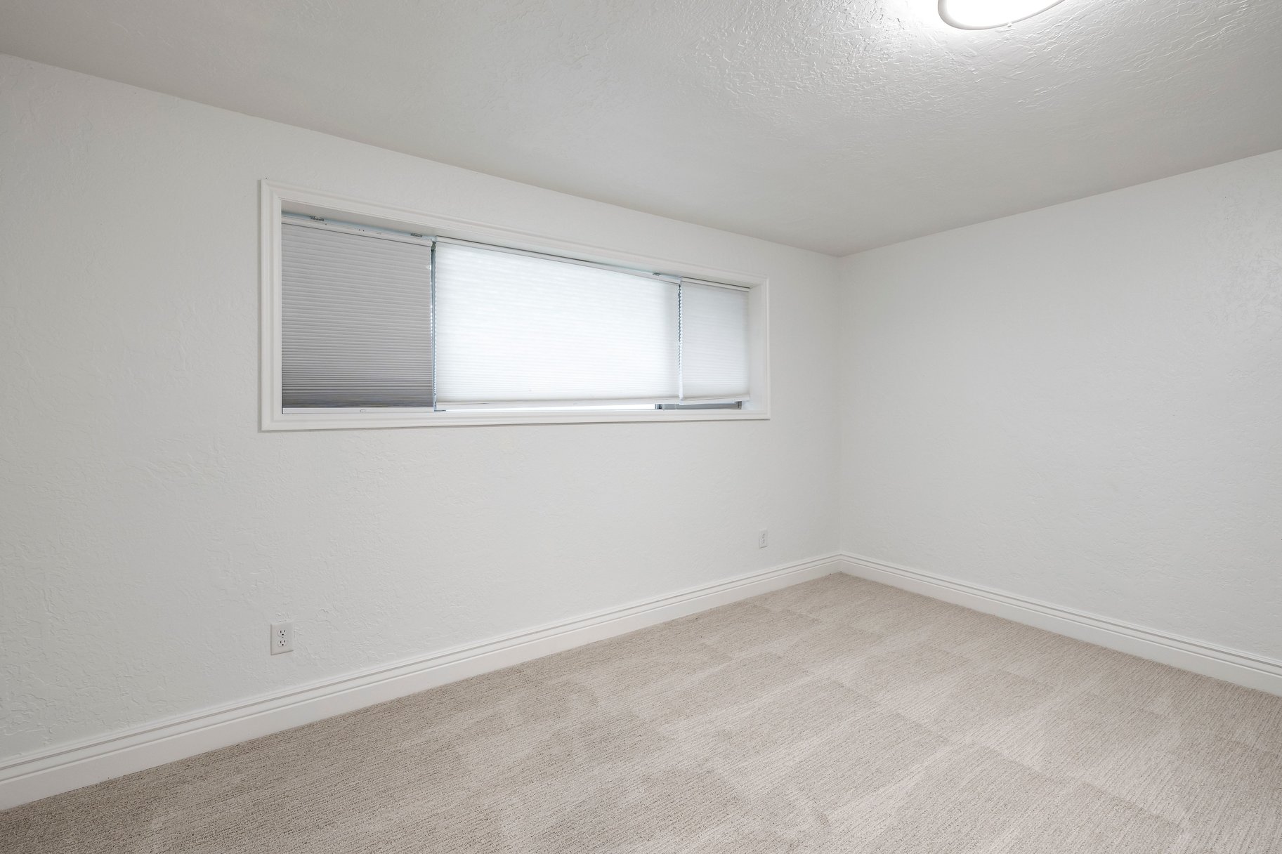  Fully Updated Fruit Heights Bench Home with Wasatch Front Views - 物件實景