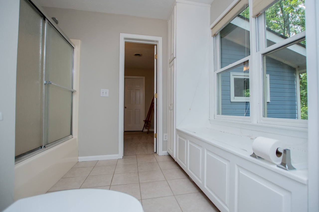 Carrollton, Georgia, 30117, United States, 4 Bedrooms Bedrooms, ,5 BathroomsBathrooms,Residential,For Sale,1861249