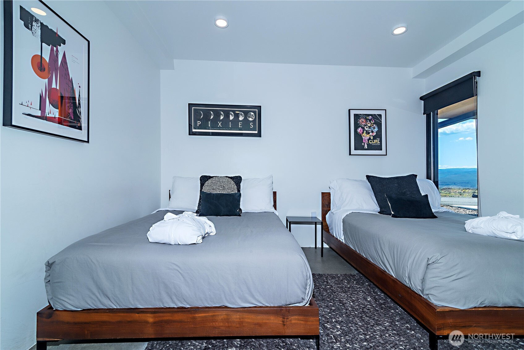 Quincy, Washington, 98848, United States, 2 Bedrooms Bedrooms, ,1 BathroomBathrooms,Residential,For Sale,2003117