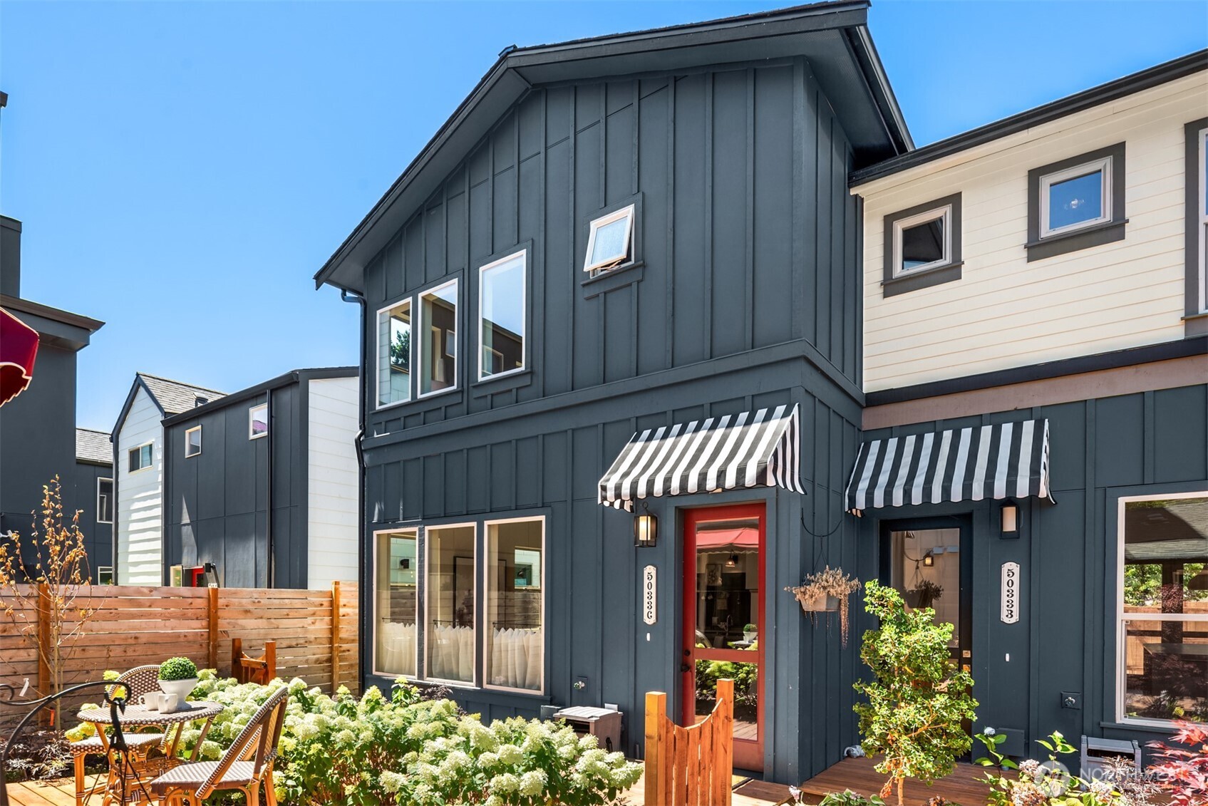 Seattle, Washington, 98106, United States, 2 Bedrooms Bedrooms, ,2 BathroomsBathrooms,Residential,For Sale,1902670