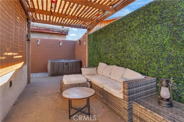 Commerce, California, 90040, United States, 1 Bedroom Bedrooms, ,1 BathroomBathrooms,Residential,For Sale,2015348