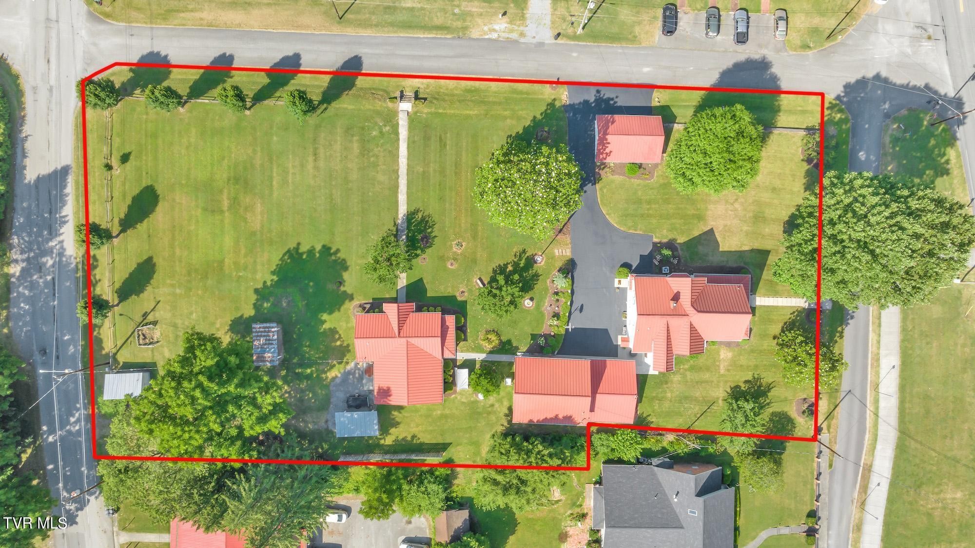 Big Stone Gap, Virginia, 24219, United States, 4 Bedrooms Bedrooms, ,3 BathroomsBathrooms,Residential,For Sale,1984528