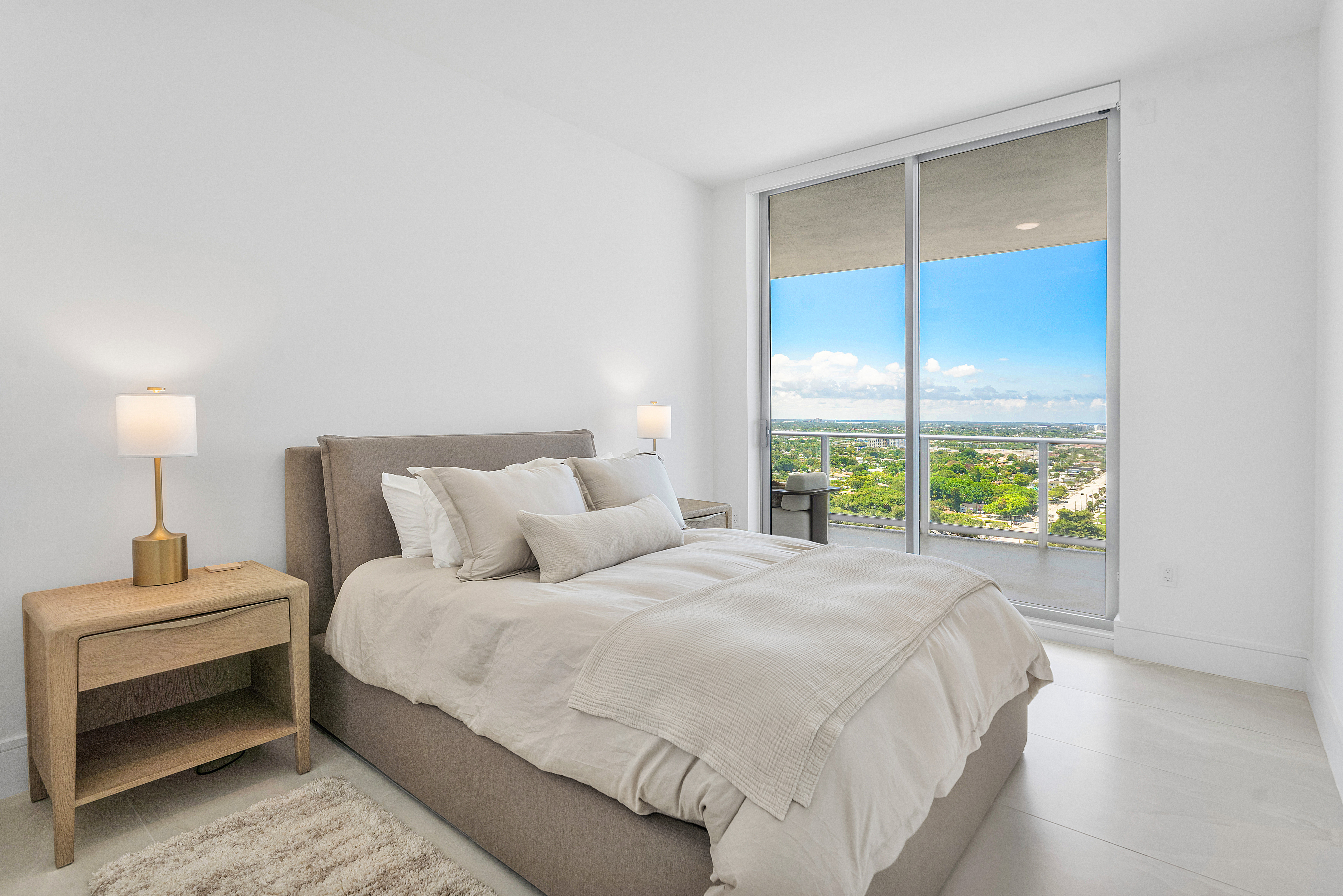  220 Lake Shore Drive, Lake Park, FL, 33403 - 物件實景