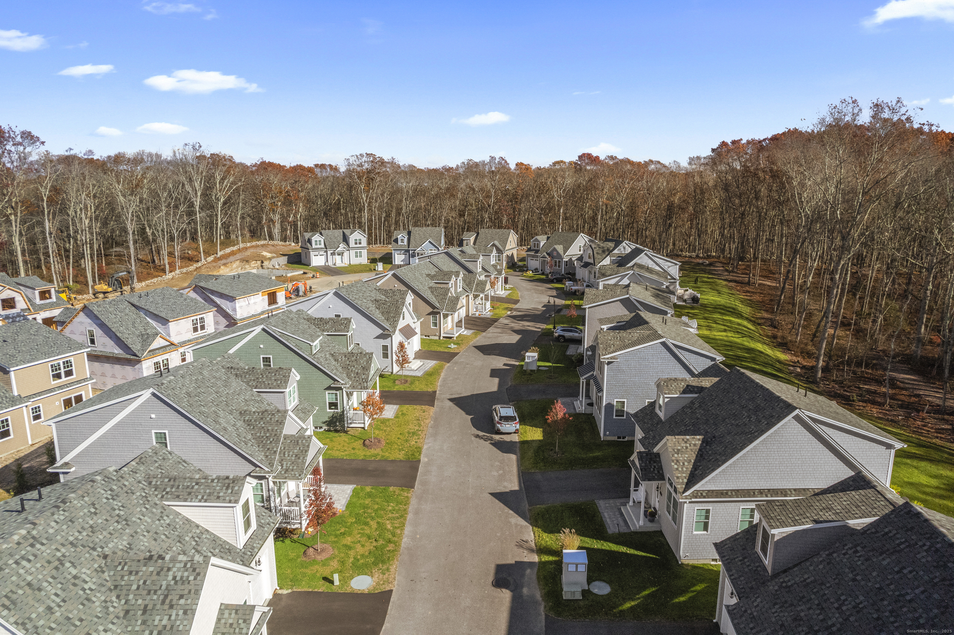 Waterford, Connecticut, 06385, United States, 3 Bedrooms Bedrooms, ,2 BathroomsBathrooms,Residential,For Sale,1995639