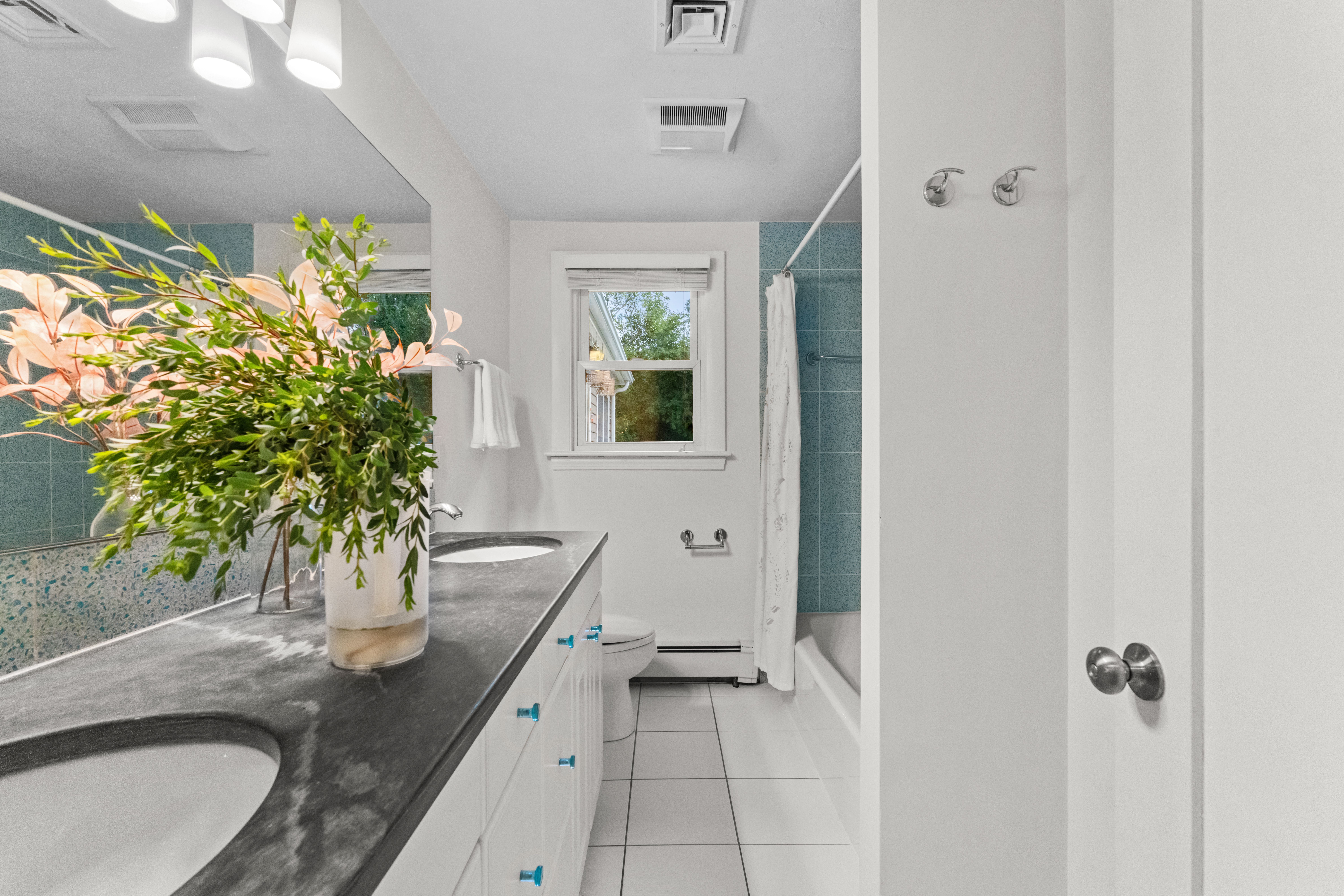  38 Hunnewell Street, Needham, MA, 02494 - 物件實景