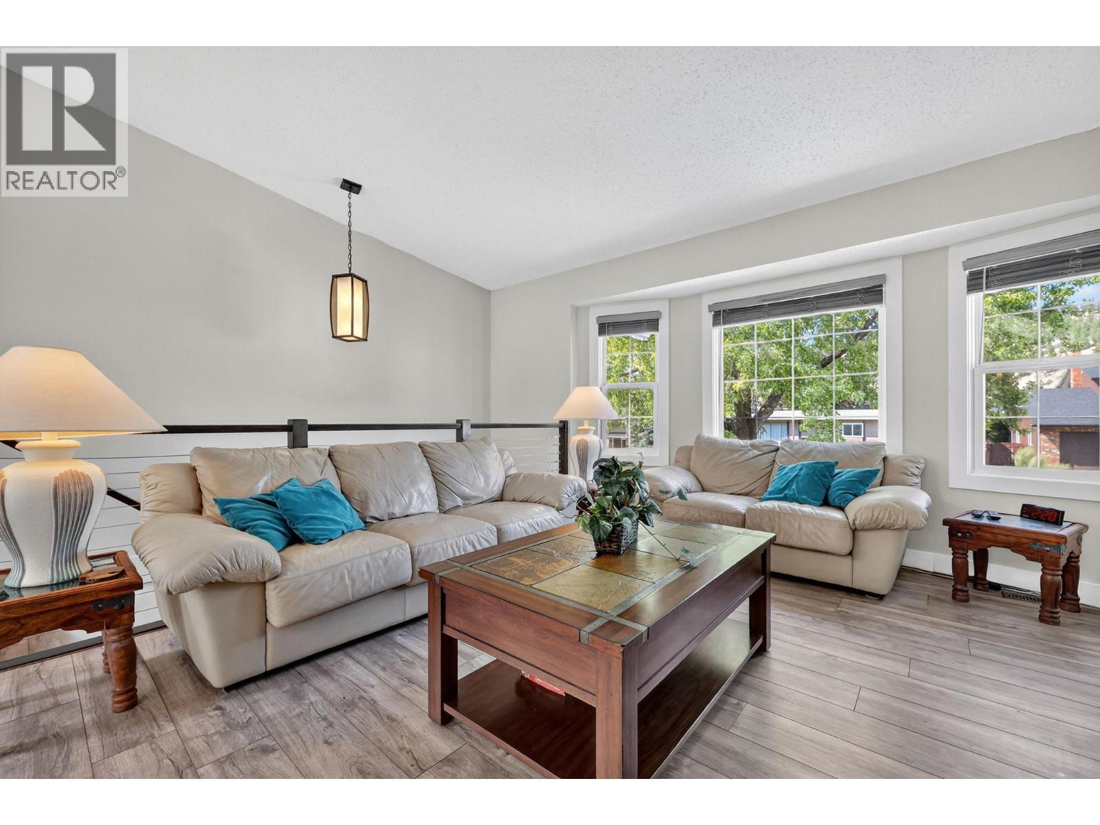 PENTICTON, British Columbia, V2A 7E7, CA, 4 Bedrooms Bedrooms, ,3 BathroomsBathrooms,Residential,For Sale,1947241