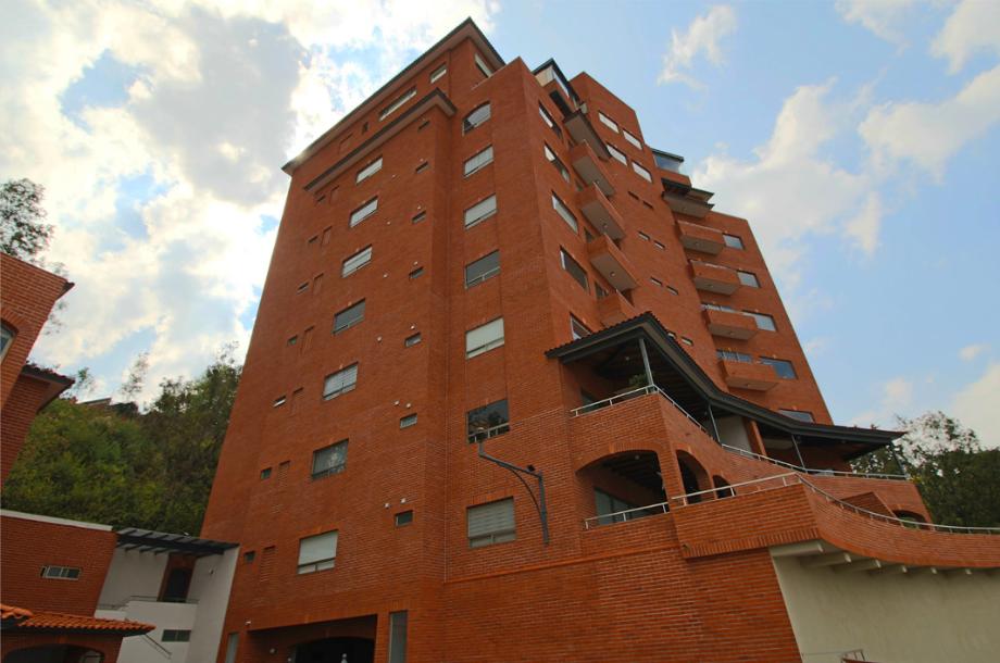 Residencial Bosques, Morelia, Michoacán de Ocampo, 58099, Mexico, 3 Bedrooms Bedrooms, ,2 BathroomsBathrooms,Residential,For Sale,Residencial Bosques,1442752