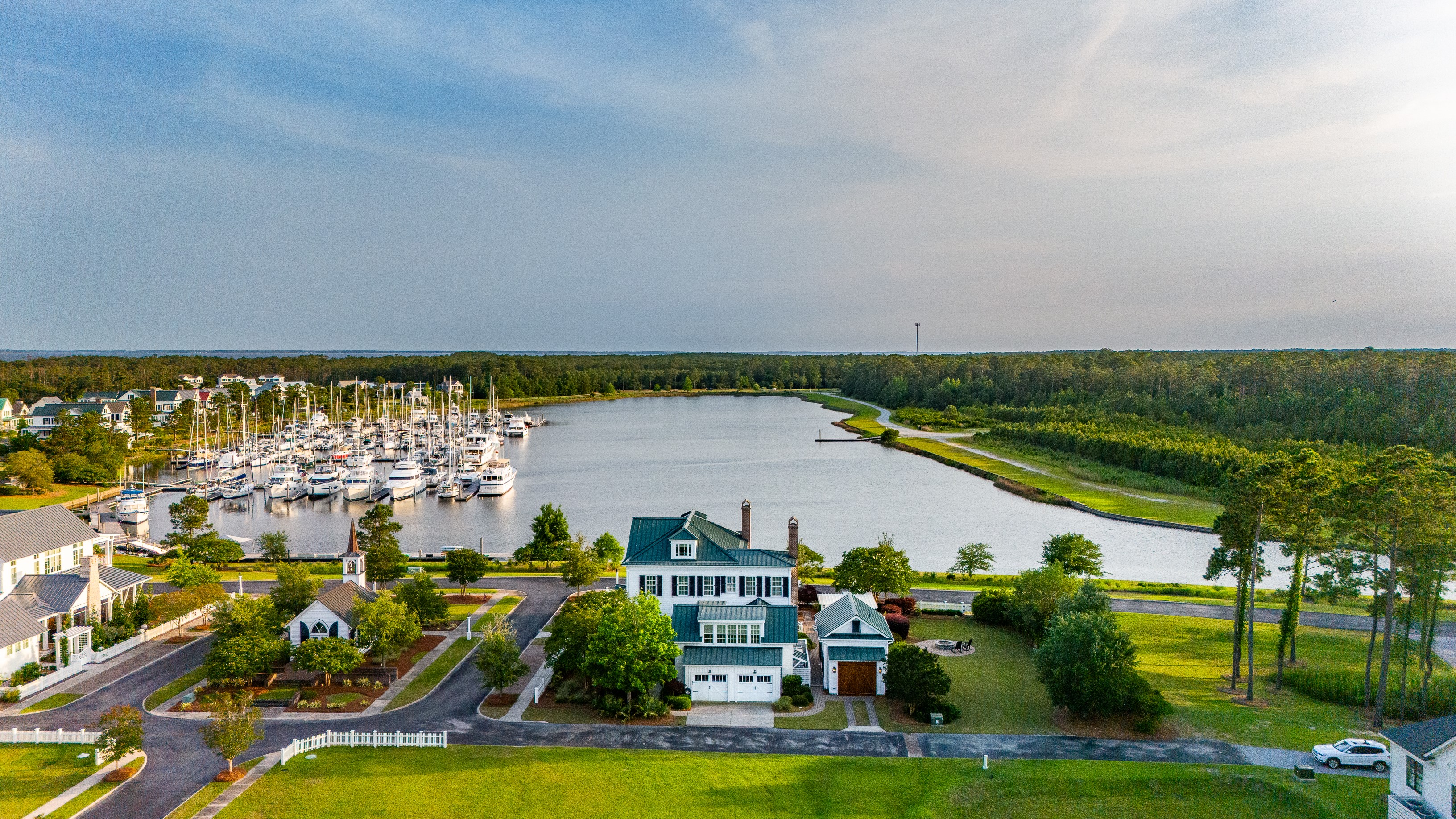 Oriental, North Carolina, 28571, United States, 3 Bedrooms Bedrooms, ,6 BathroomsBathrooms,Residential,For Sale,1825217
