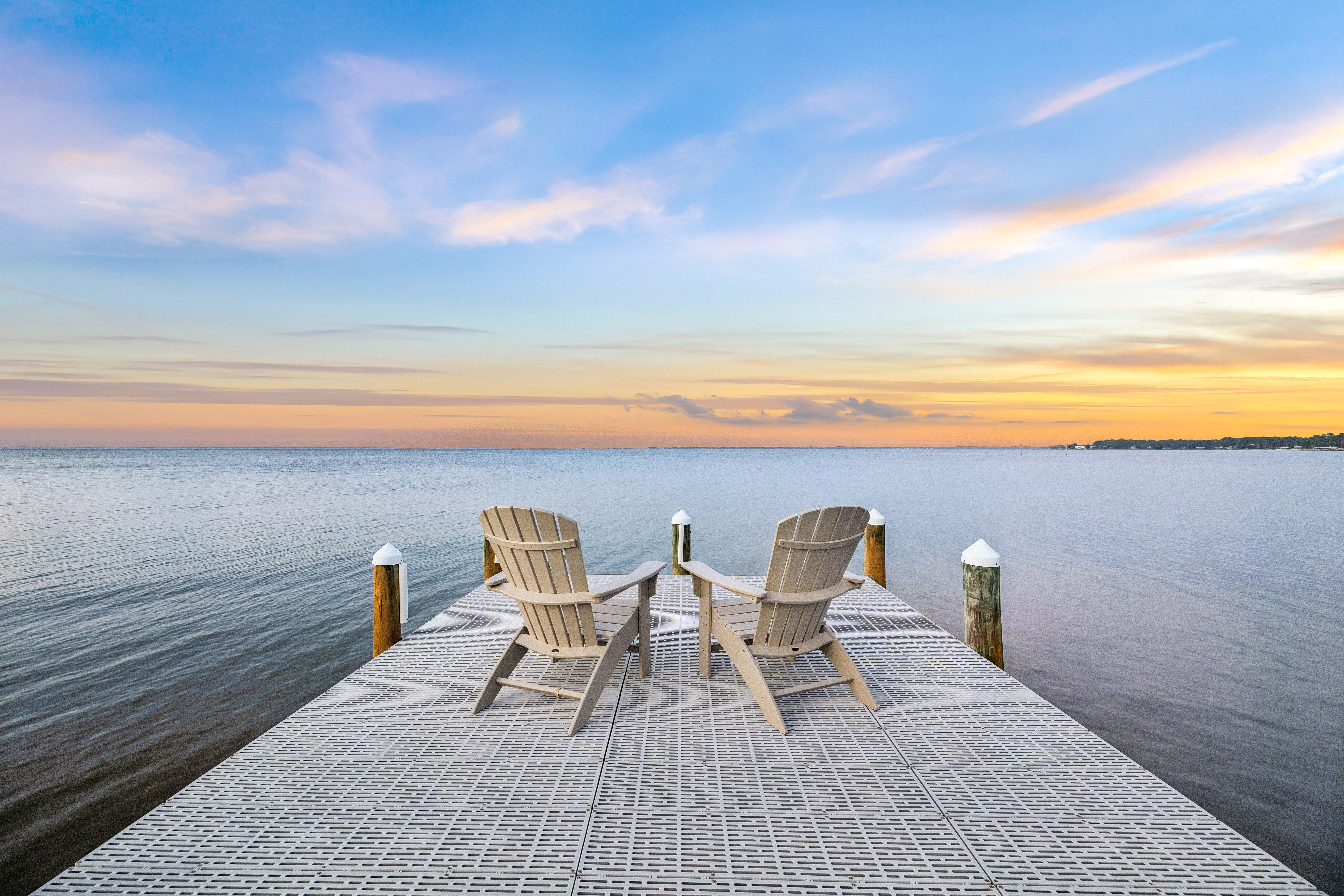  Private Bayfront Estate with Deep Water Dock and Sandy Beach - 物件實景