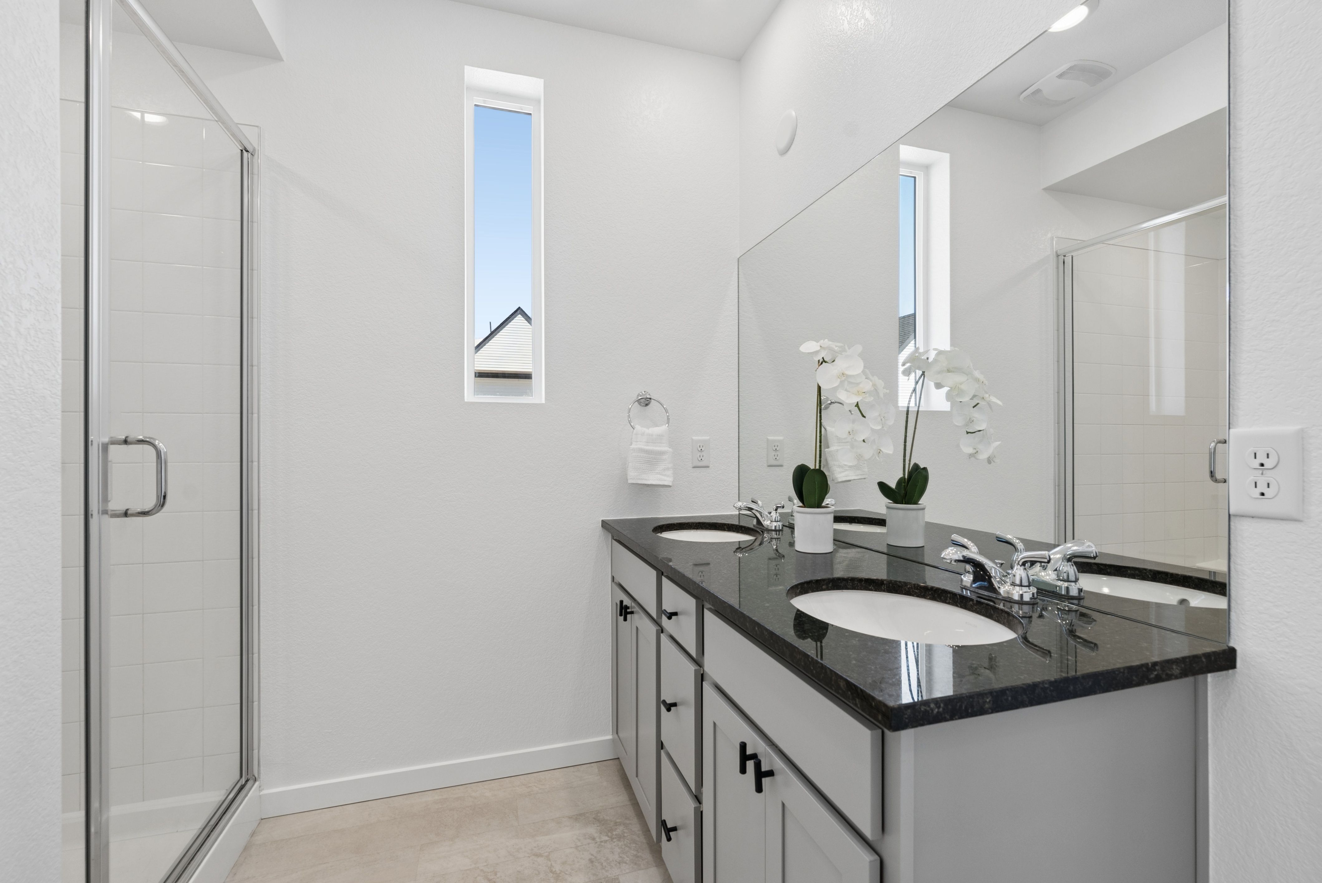  Beautiful Townhome In The Highly Desirable Midtown At Clear Creek Neighborhood - 物件實景