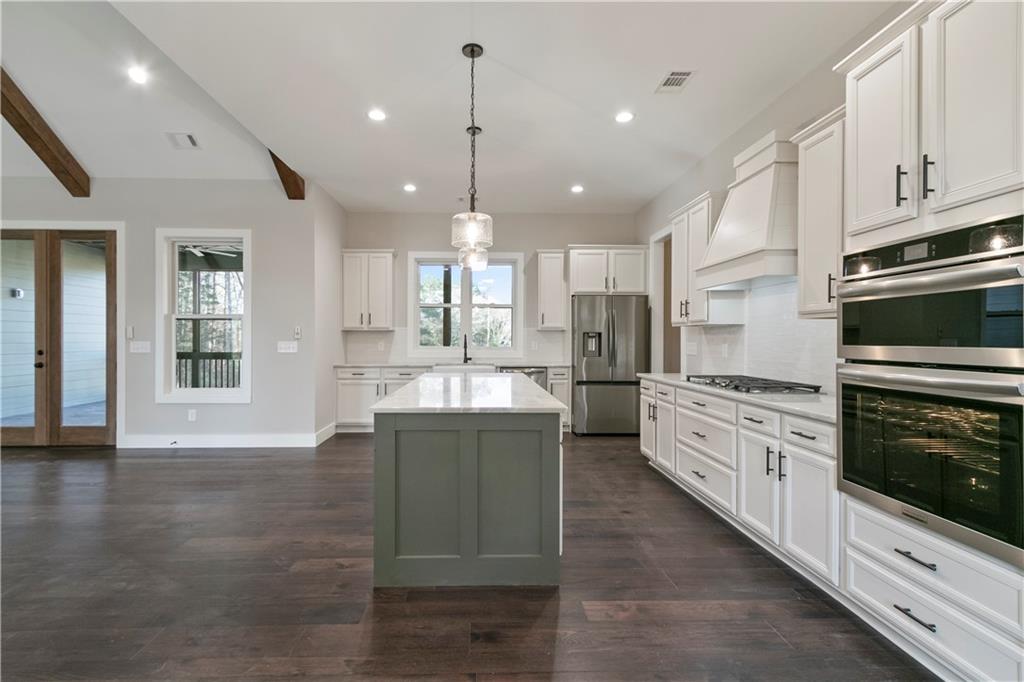 Carrollton, Georgia, 30116, United States, 4 Bedrooms Bedrooms, ,4 BathroomsBathrooms,Residential,For Sale,1897313