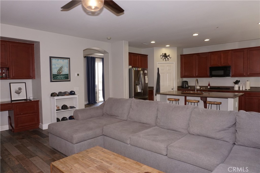 Temecula, California, 92592, United States, 4 Bedrooms Bedrooms, ,3 BathroomsBathrooms,Residential,For Sale,1857276