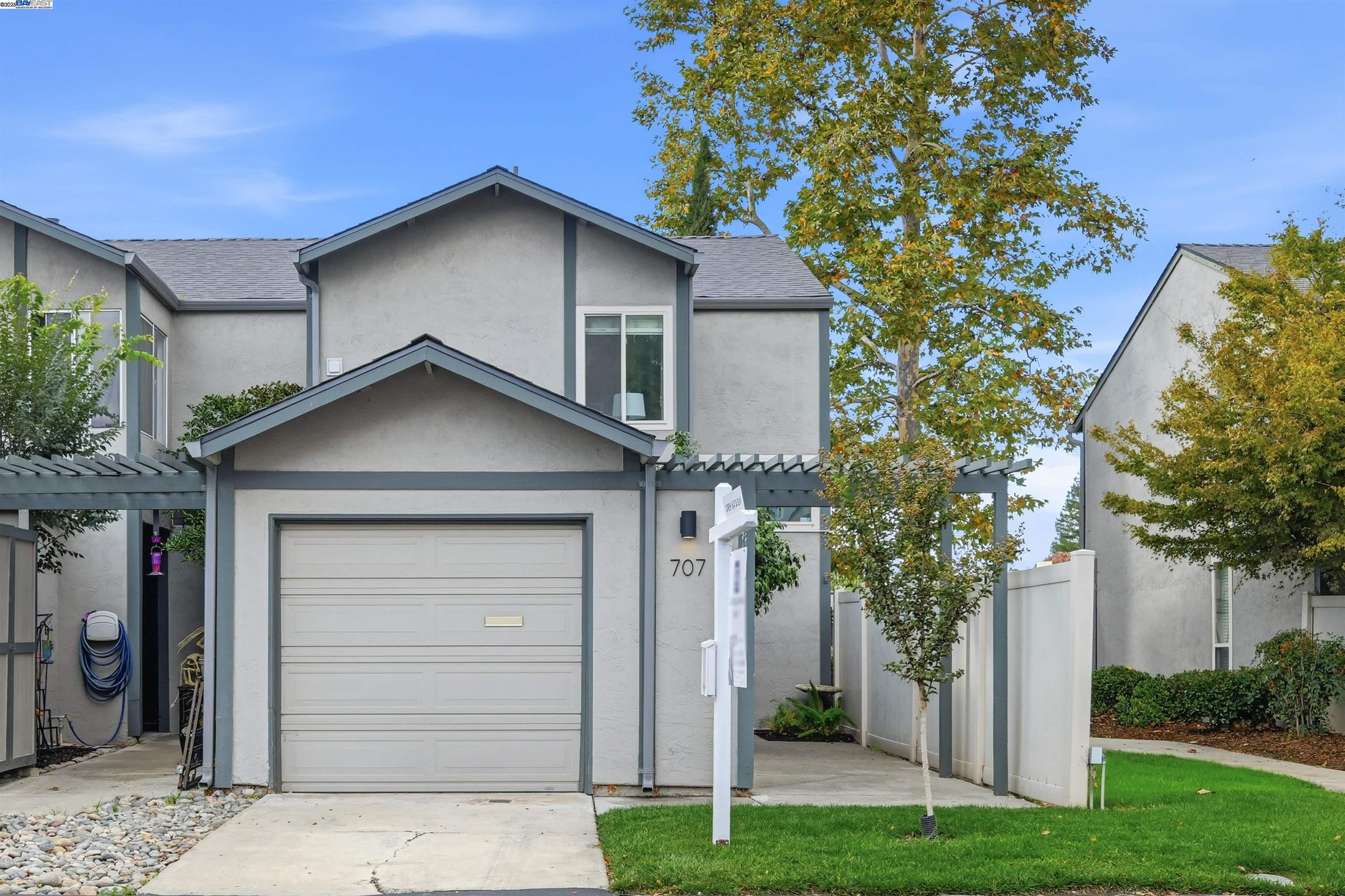 Livermore, California, 94551, United States, 3 Bedrooms Bedrooms, ,1 BathroomBathrooms,Residential,For Sale,1991924