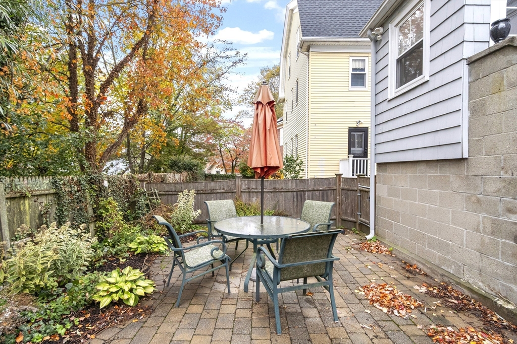 Beverly, Massachusetts, 01915, United States, 4 Bedrooms Bedrooms, ,3 BathroomsBathrooms,Residential,For Sale,1987739