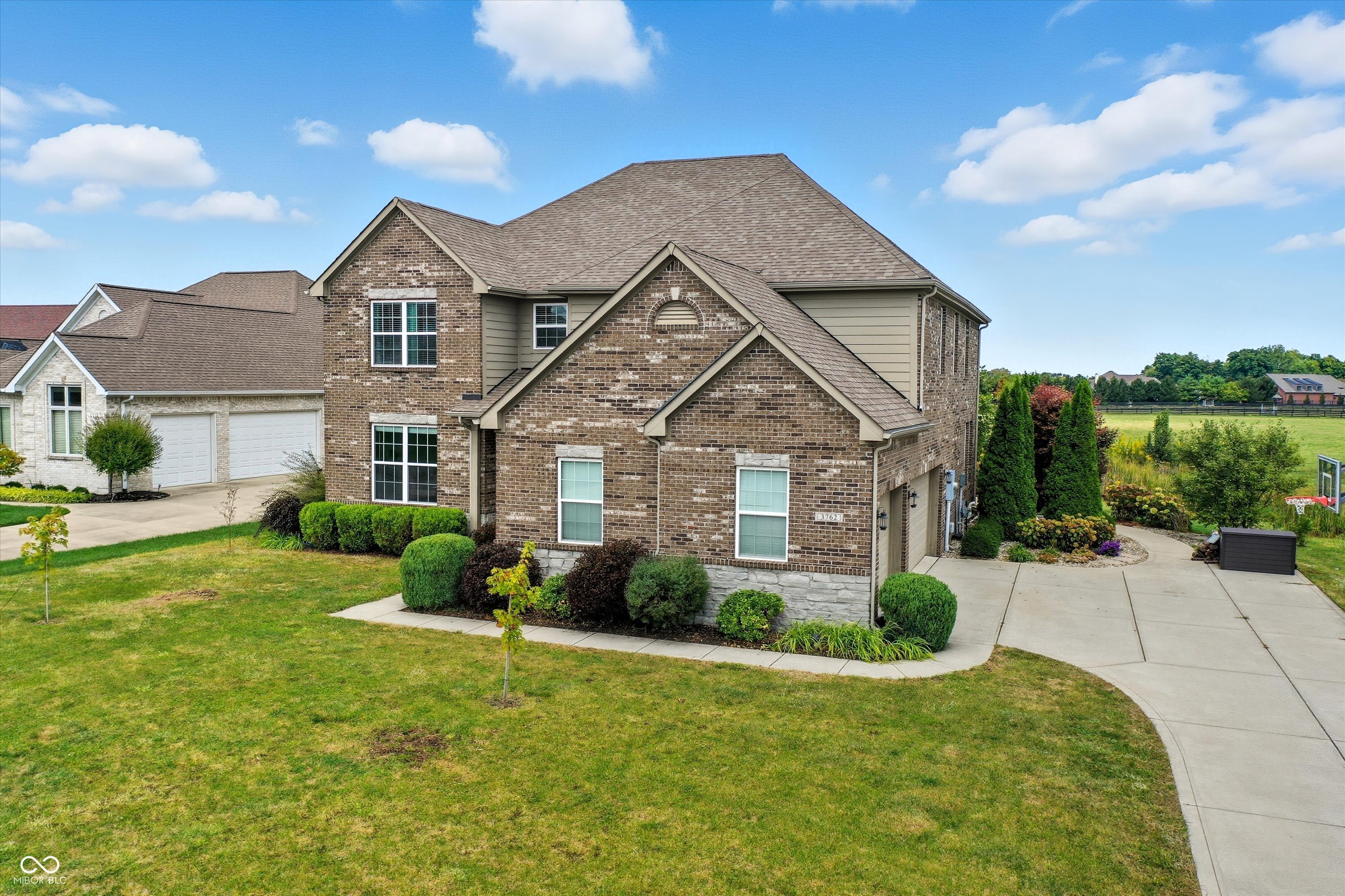 Bargersville, Indiana, 46106, United States, 5 Bedrooms Bedrooms, ,4 BathroomsBathrooms,Residential,For Sale,1975044