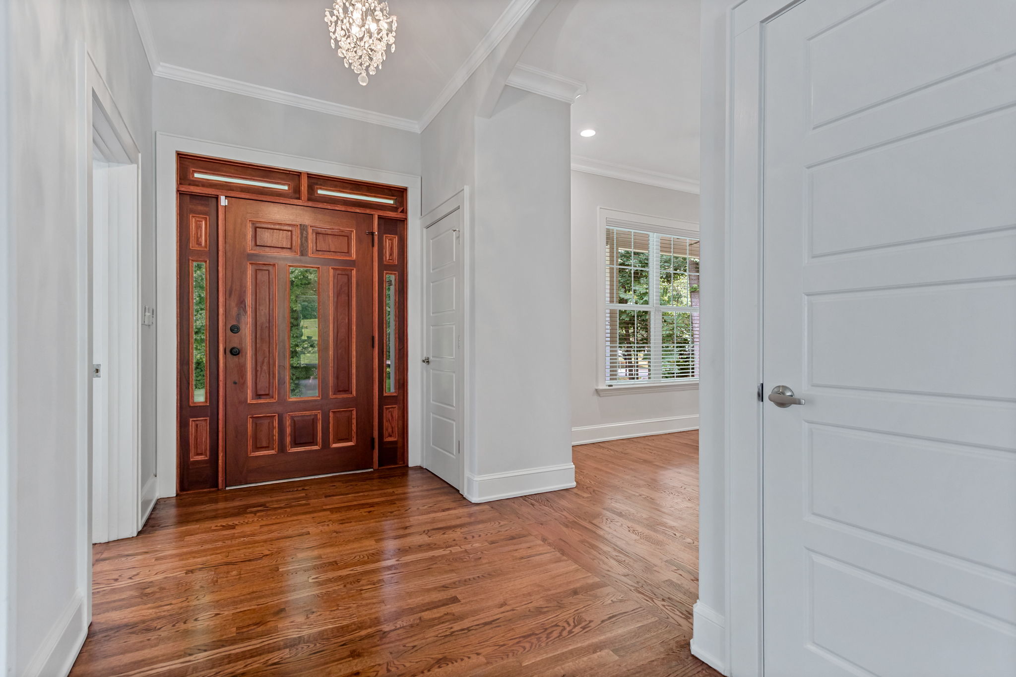  204 Crestwood Drive, Greenville, SC 29609 - 物件實景