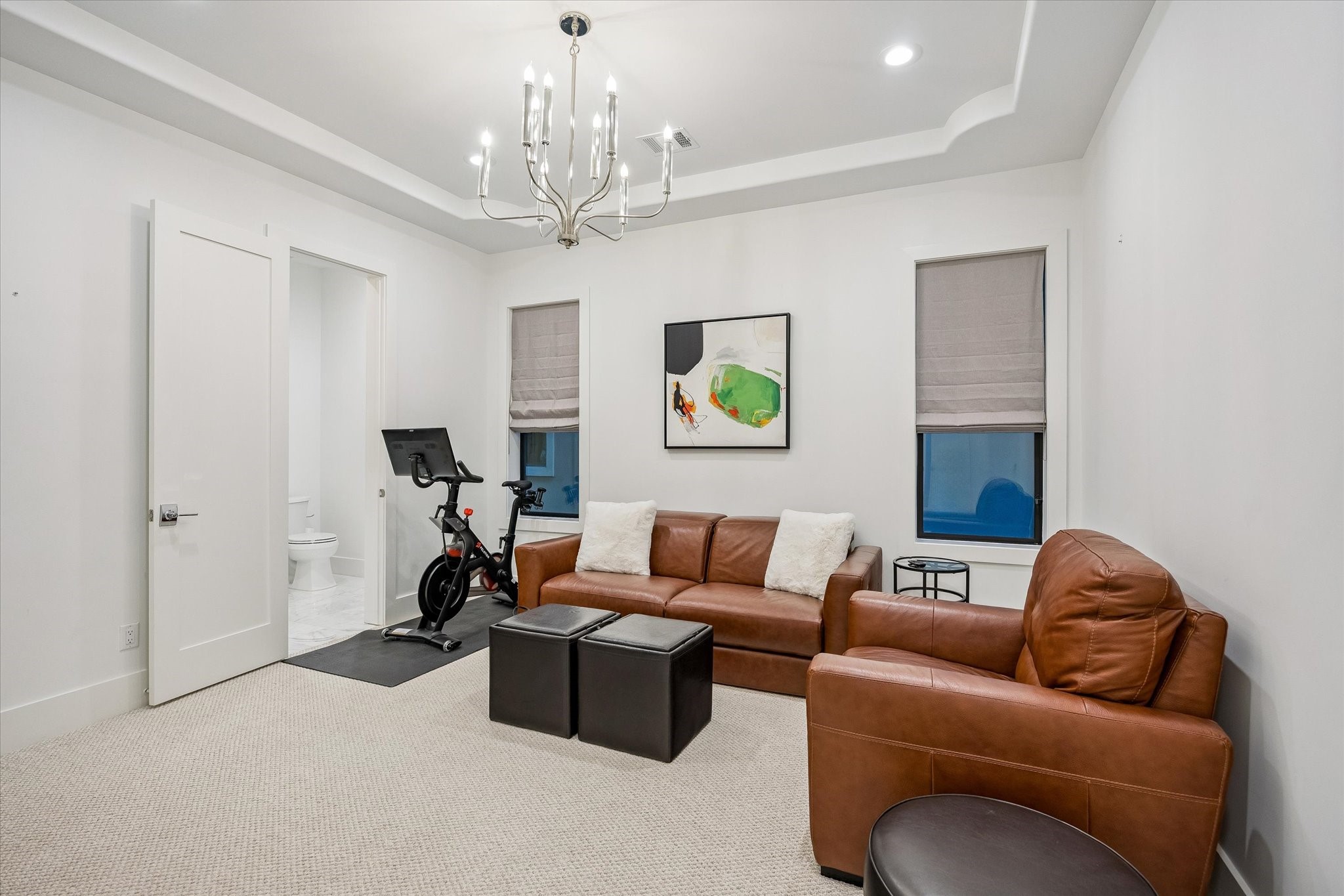  2215 Driscoll Street - 物件實景