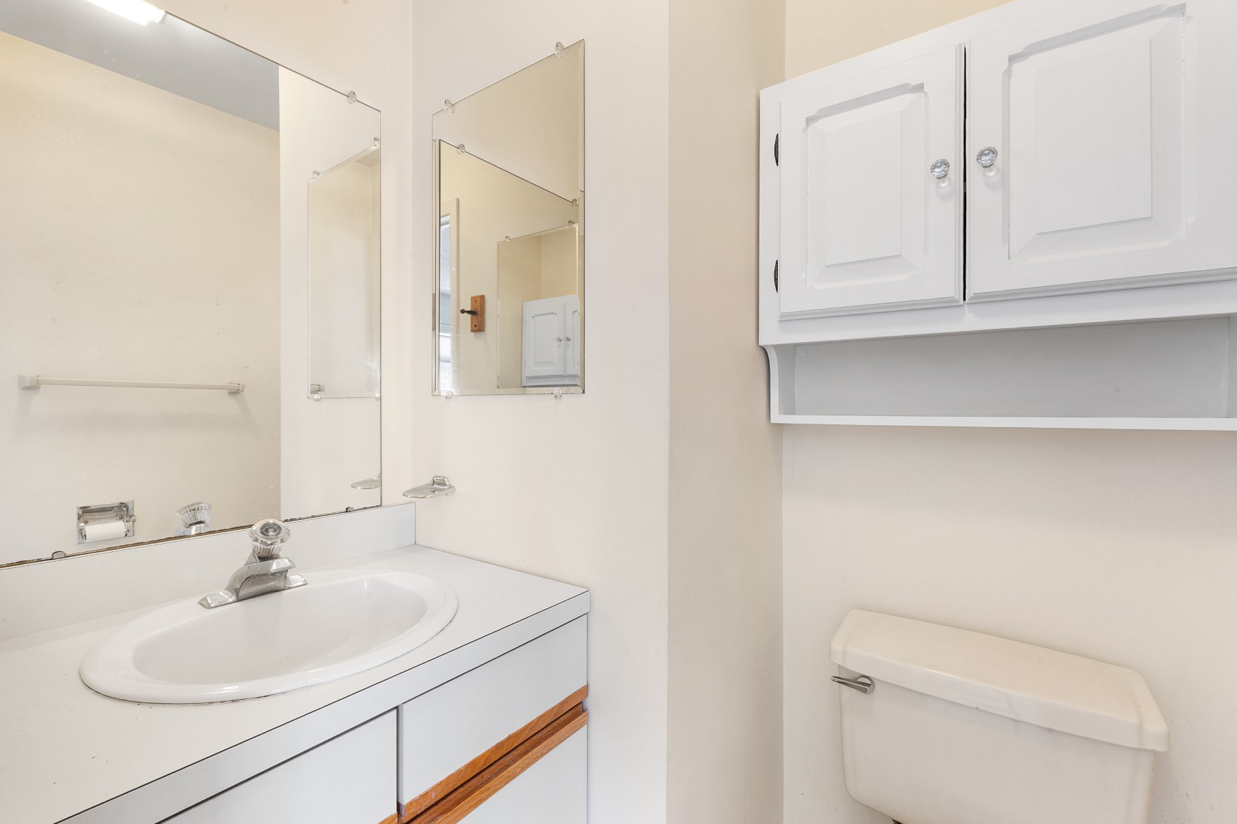  ?Westbrook Woods? Well Maintained Townhome - 物件實景