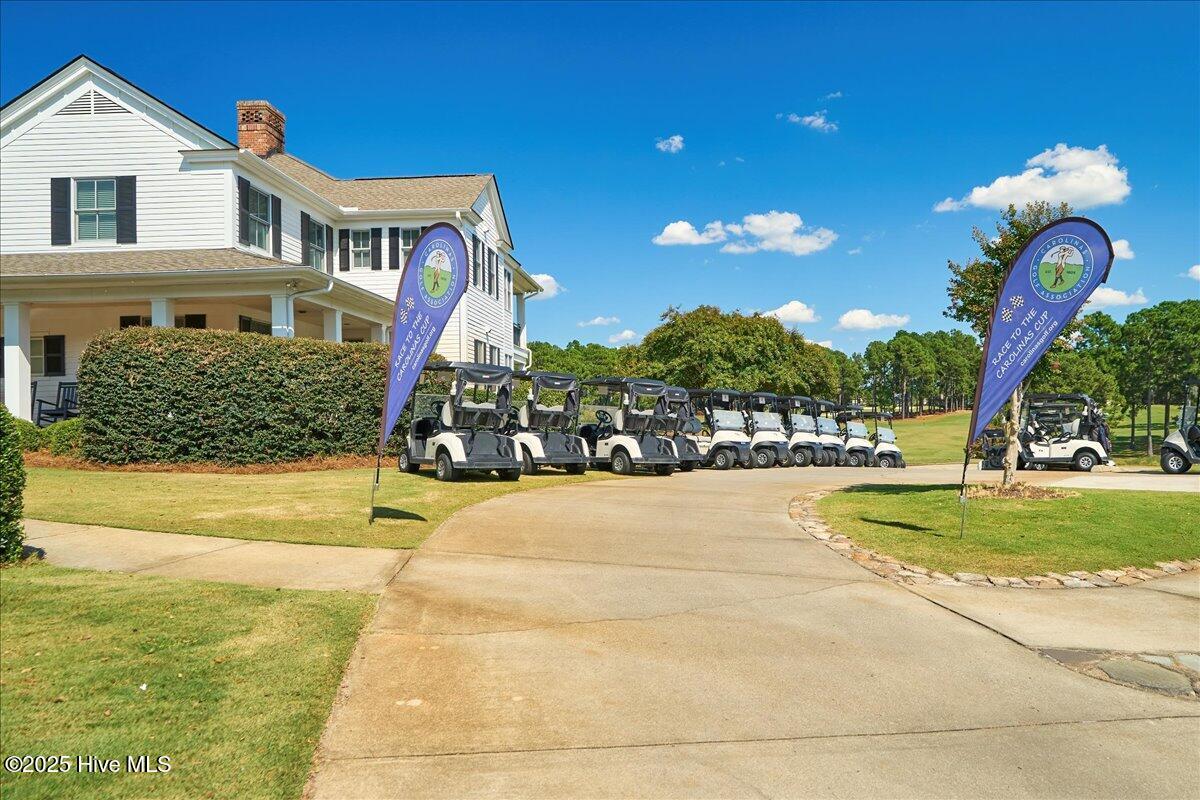 Southern Pines, North Carolina, 28387, United States, 3 Bedrooms Bedrooms, ,3 BathroomsBathrooms,Residential,For Sale,1933285