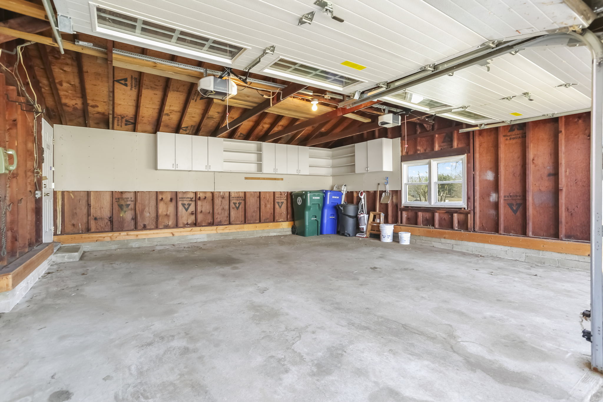  Modernized North End Ranch: Turn-Key Gem on Post Oak - 物件實景