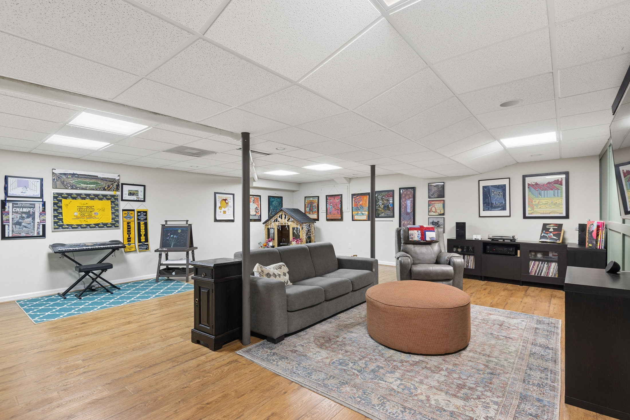  Charming Brick Ranch Nestled in Desirable Lockridge Forest Community - 物件實景