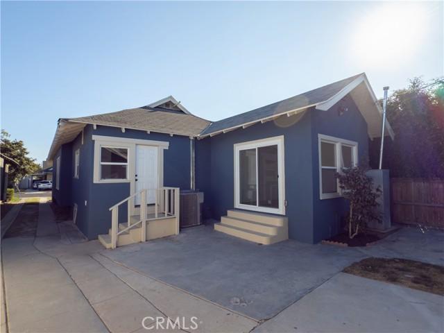 Los Angeles, California, 90018, United States, 4 Bedrooms Bedrooms, ,2 BathroomsBathrooms,Residential,For Sale,1977916