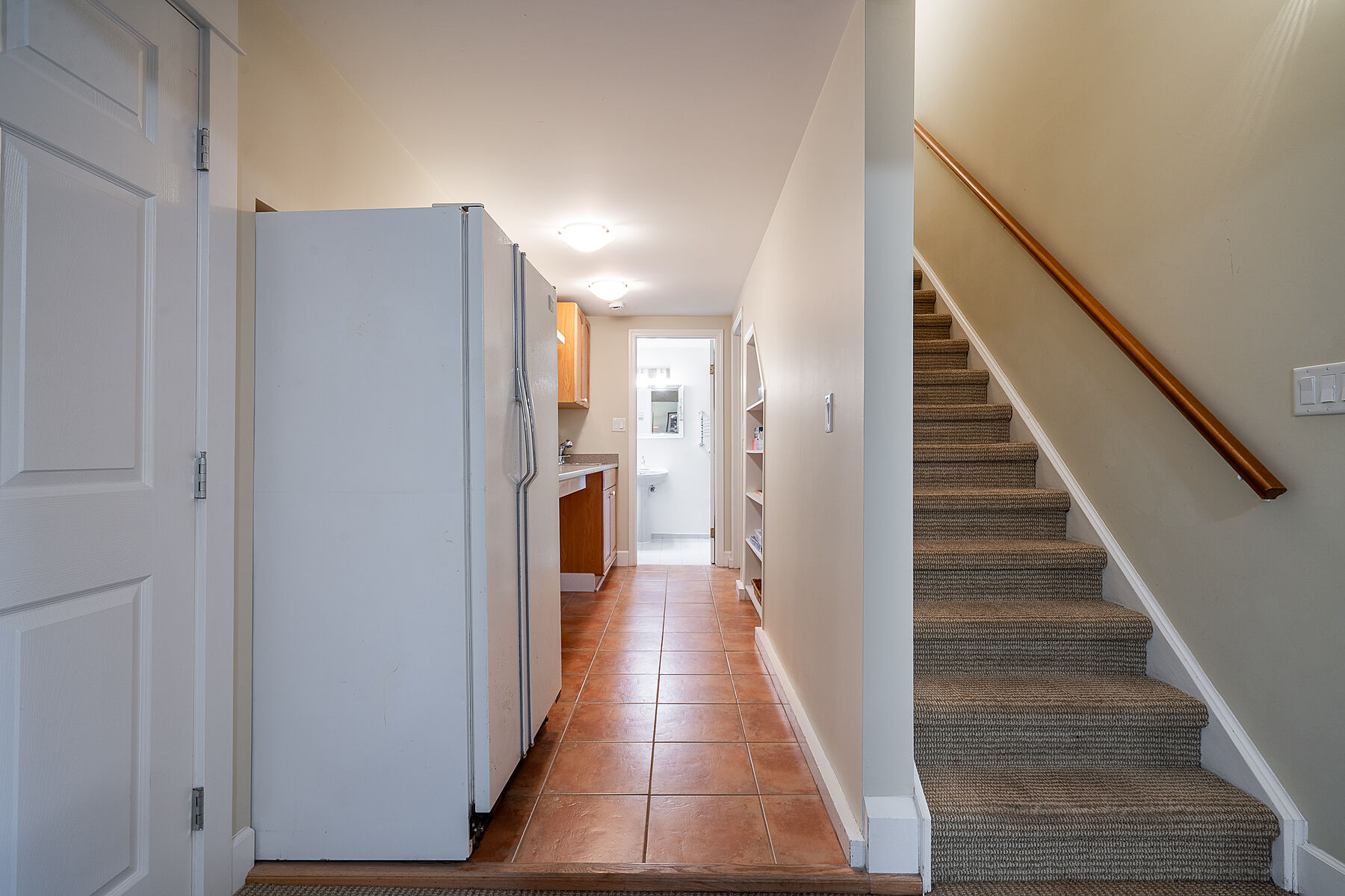  Ideal Dundarave Location - 物件實景