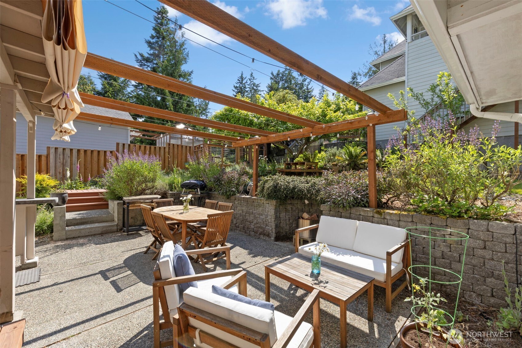 Port Townsend, Washington, 98368, United States, 3 Bedrooms Bedrooms, ,3 BathroomsBathrooms,Residential,For Sale,1847434
