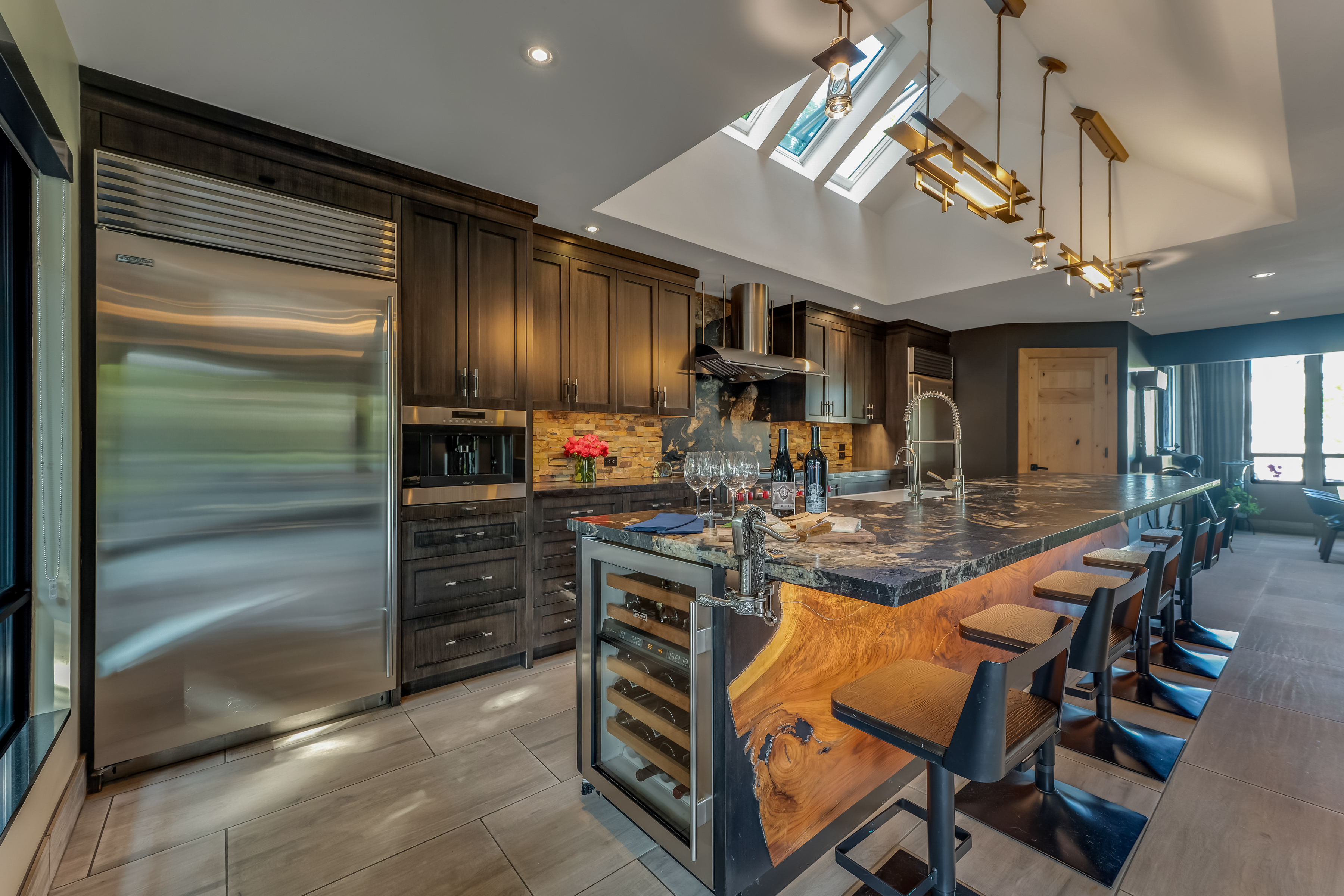  1515 San Ramon Way, Santa Rosa, CA 95409 - 物件實景