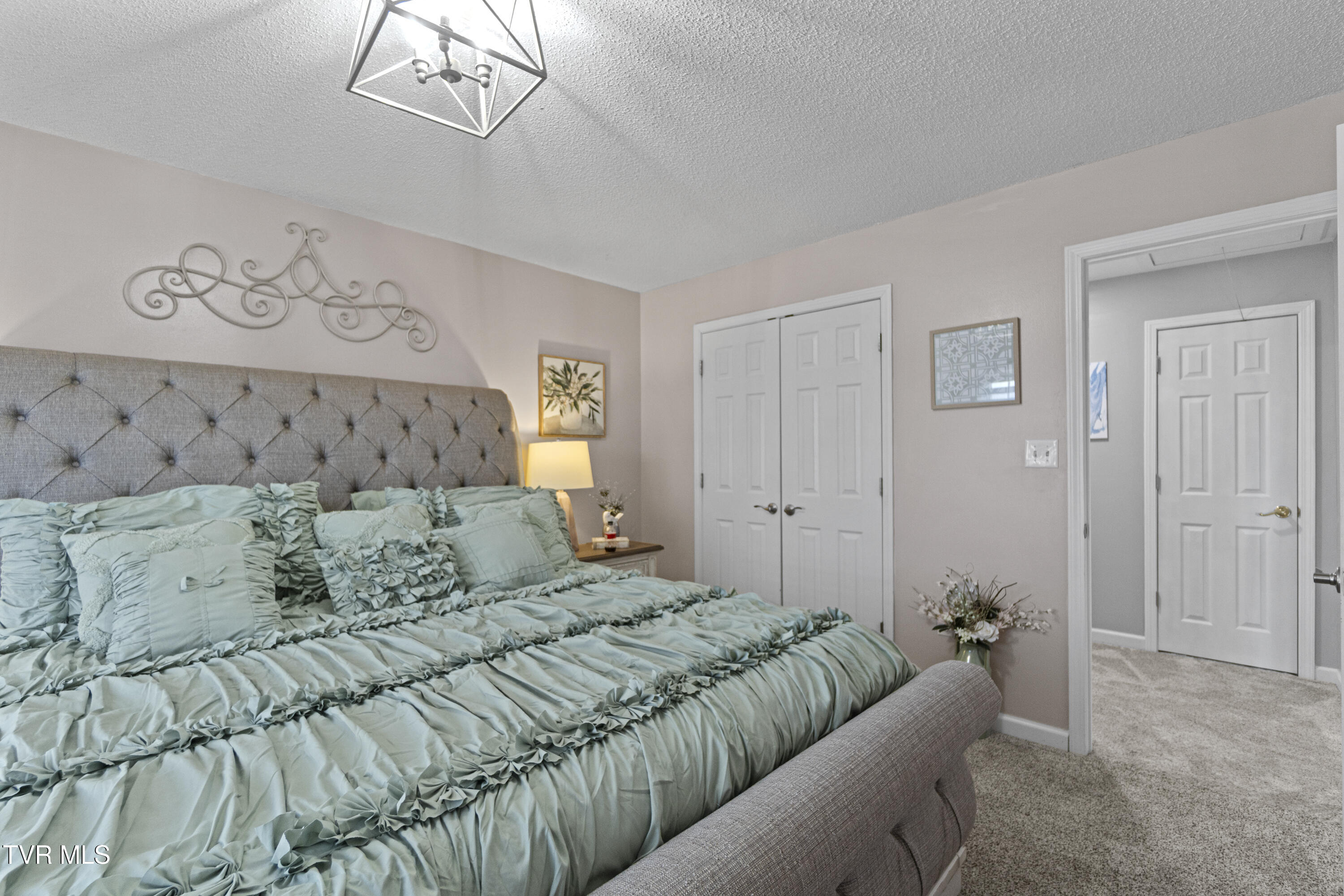 Kingsport, Tennessee, 37660, United States, 5 Bedrooms Bedrooms, ,4 BathroomsBathrooms,Residential,For Sale,2024666