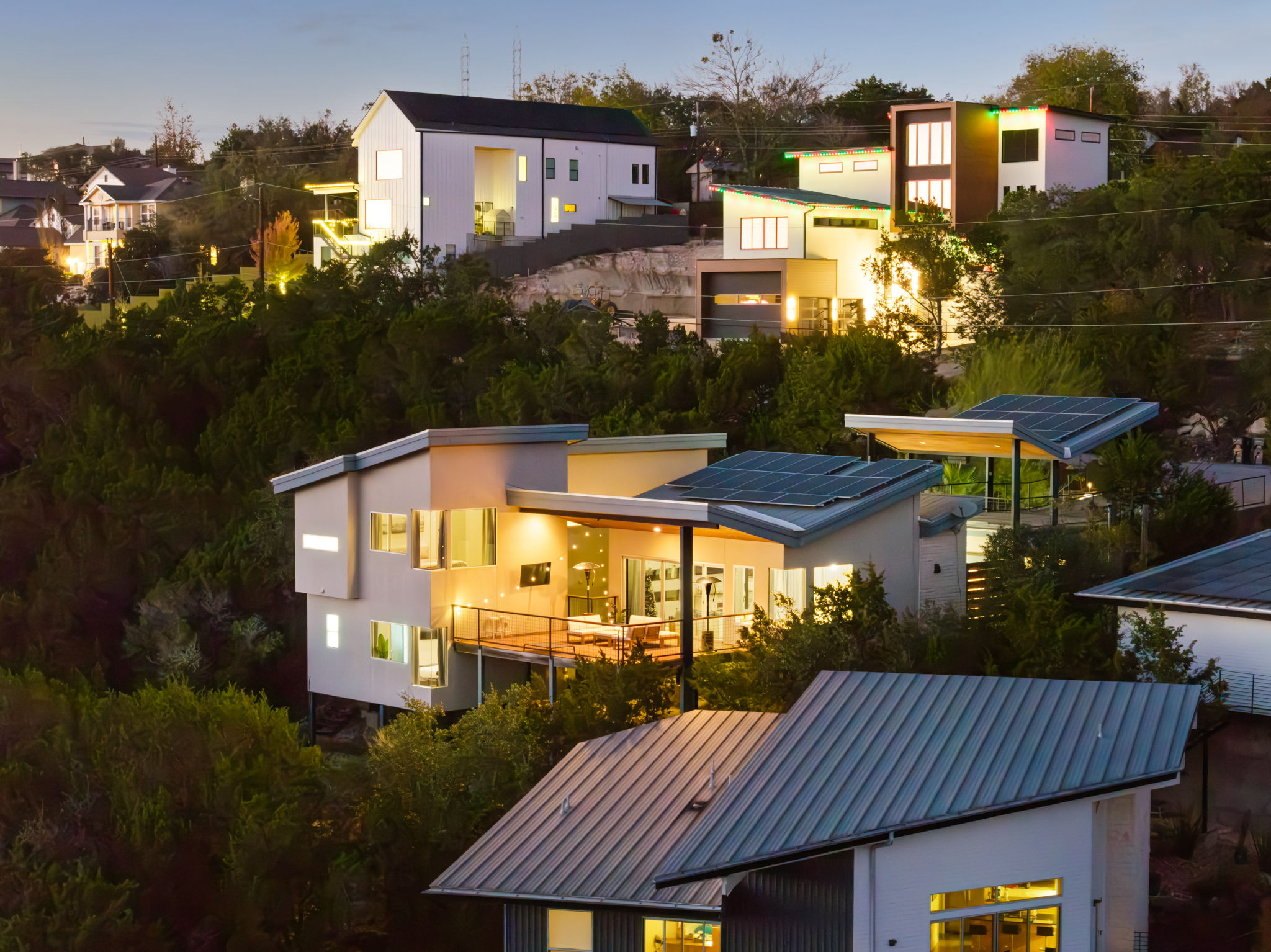  Modern Canyon Retreat Designed for Sunset Living - 物件實景
