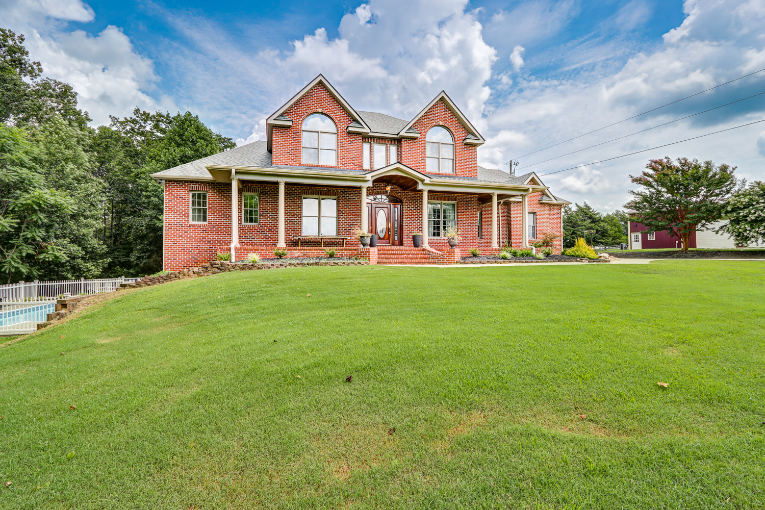 Appomattox, Virginia, 24522, United States, 4 Bedrooms Bedrooms, ,Residential,For Sale,1905819