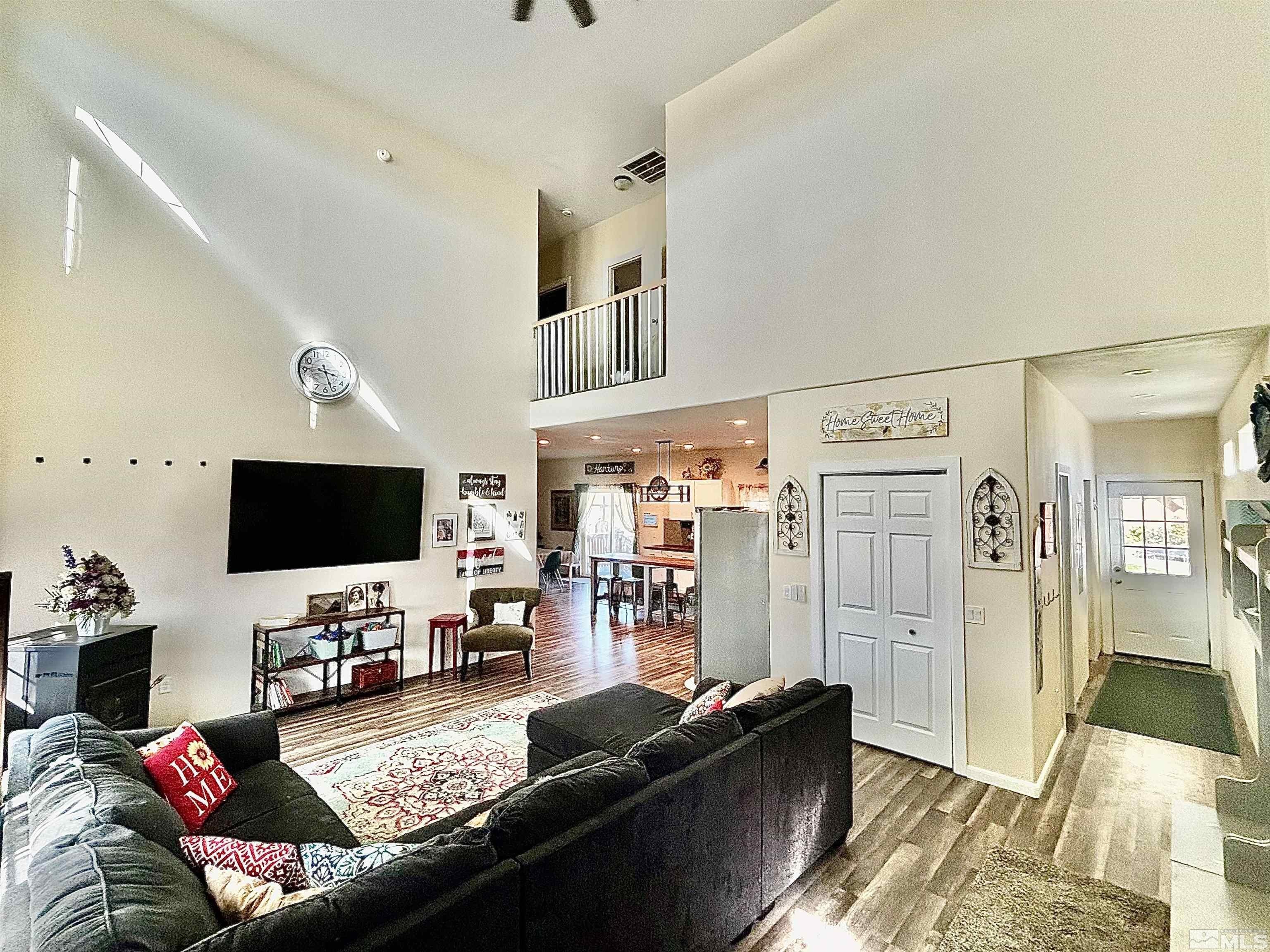 Winnemucca, Nevada, 89445, United States, 5 Bedrooms Bedrooms, ,4 BathroomsBathrooms,Residential,For Sale,1975450