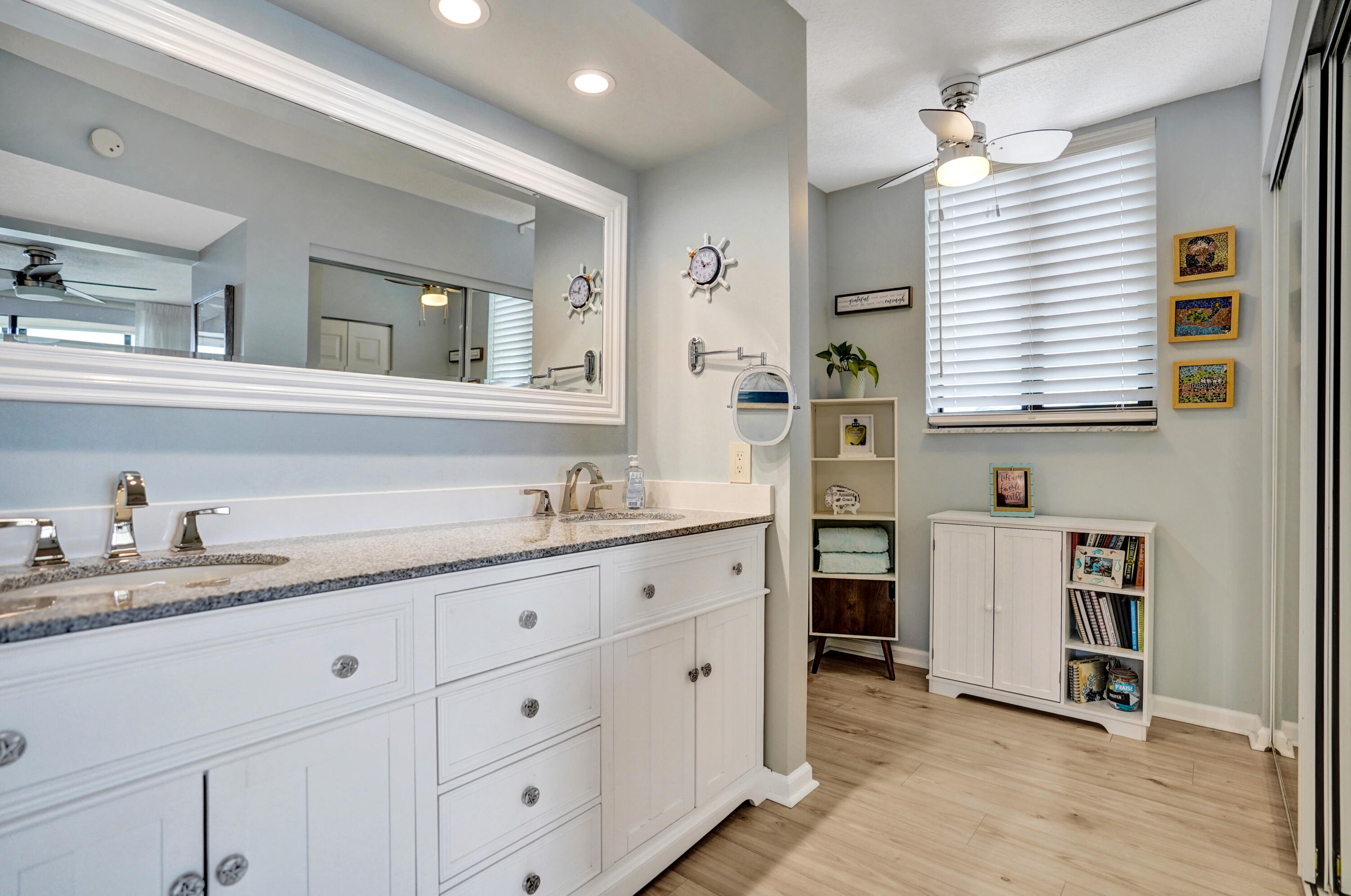 Boynton Beach, Florida, 33435, United States, 2 Bedrooms Bedrooms, ,2 BathroomsBathrooms,Residential,For Sale,1849946