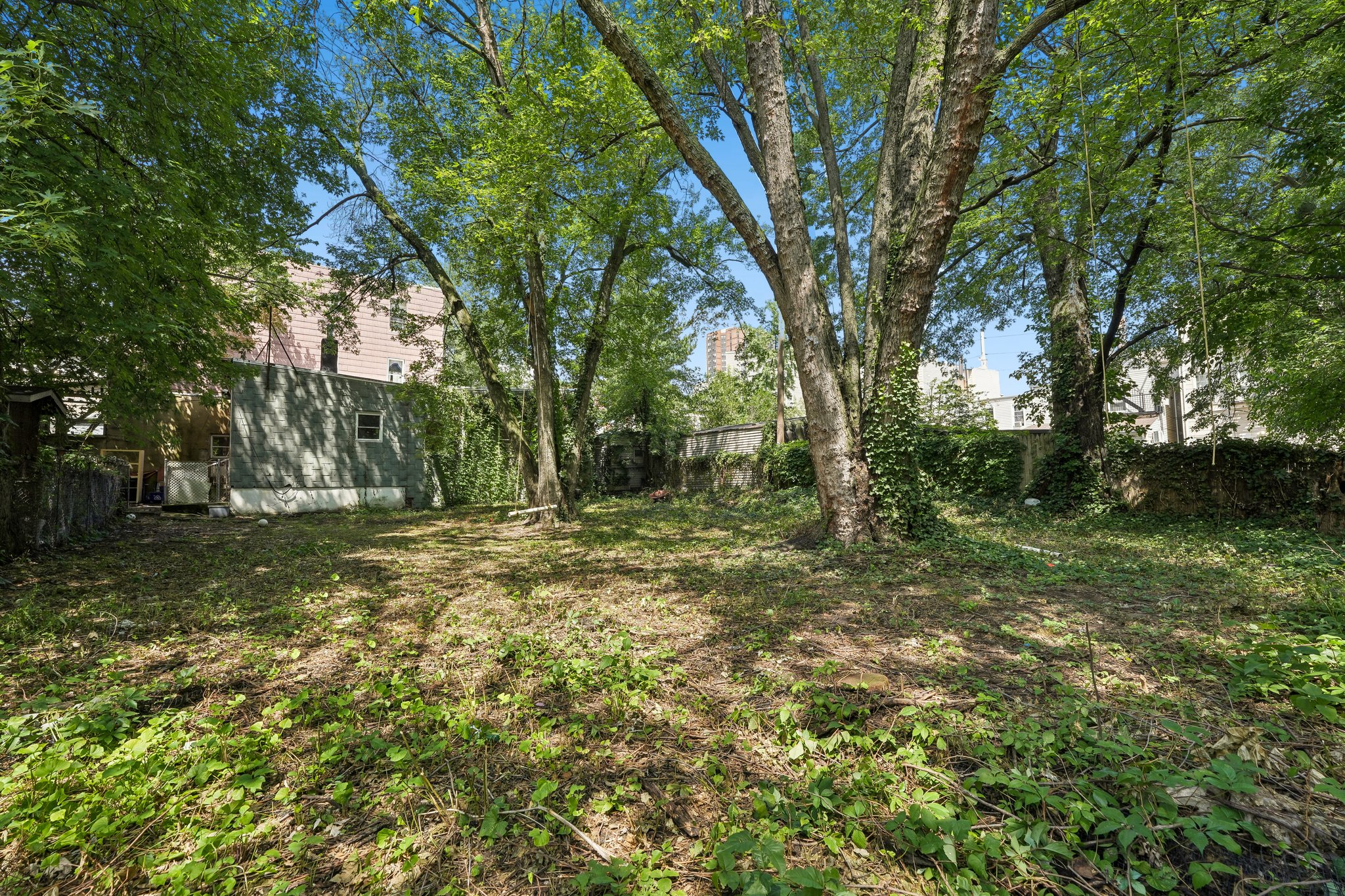  408-12 monastery pl. rear, union  city, nj 07087 - 物件實景