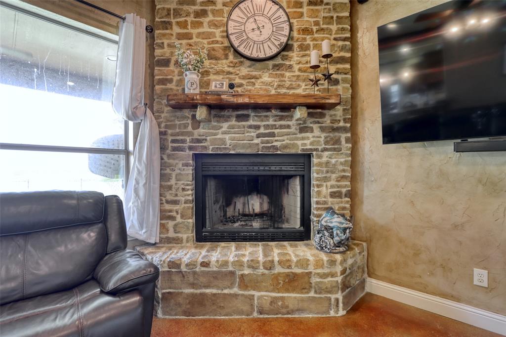 Mabank, Texas, 75147, United States, 3 Bedrooms Bedrooms, ,3 BathroomsBathrooms,Residential,For Sale,1937410