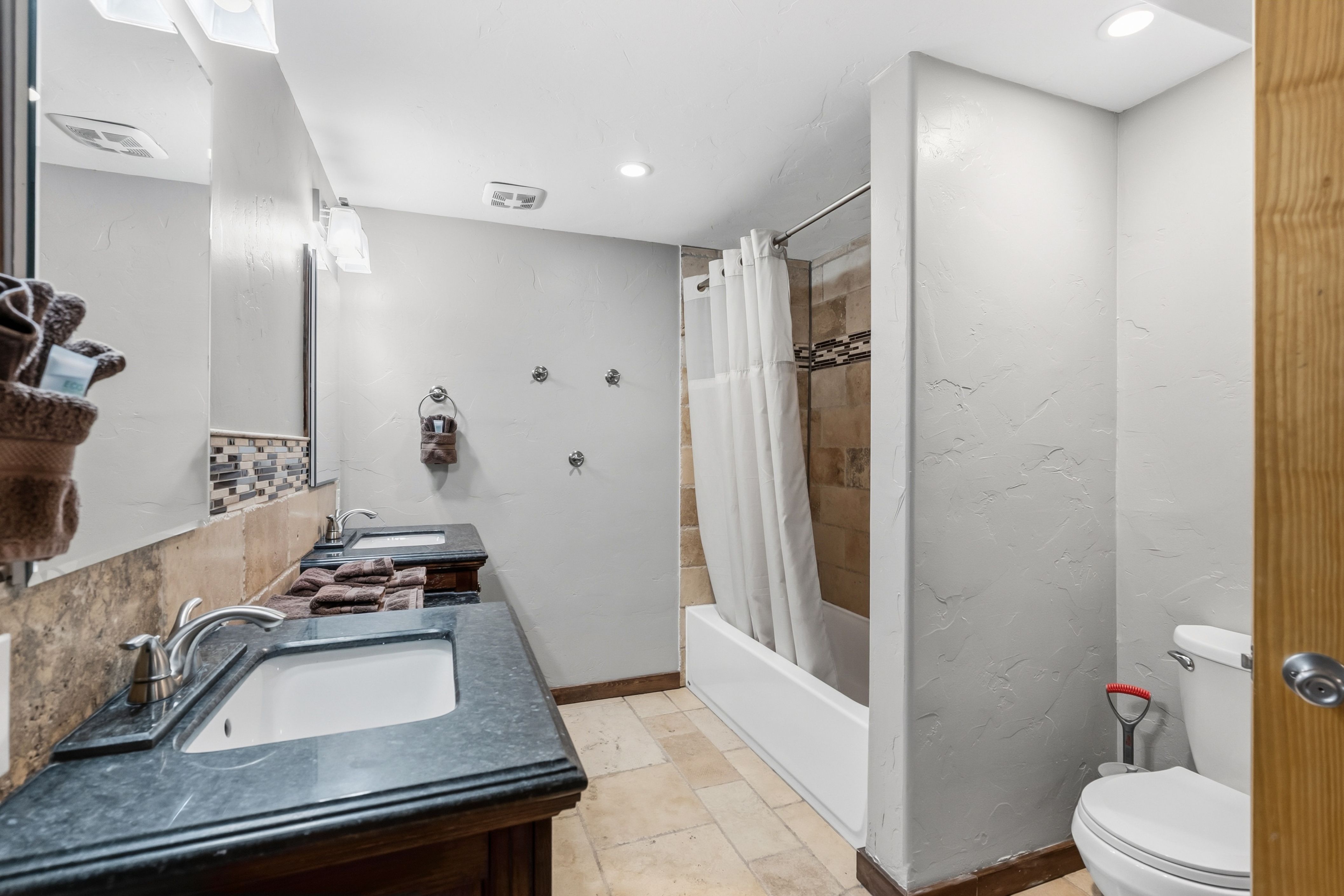  385 Darby Drive, Silverthorne, CO, 80498 - 物件實景